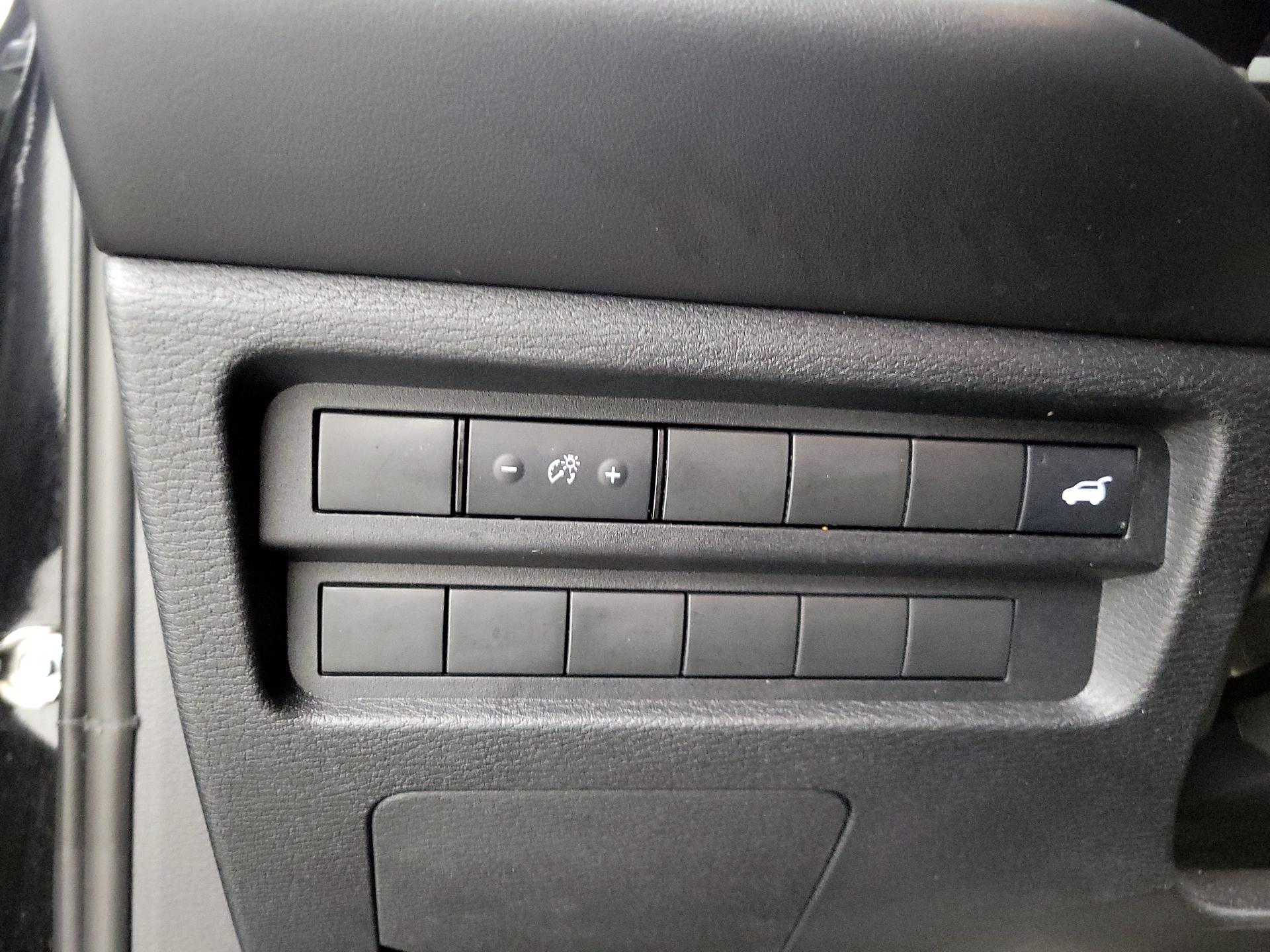 Thumbnail: 2024 Mitsubishi Outlander - 13