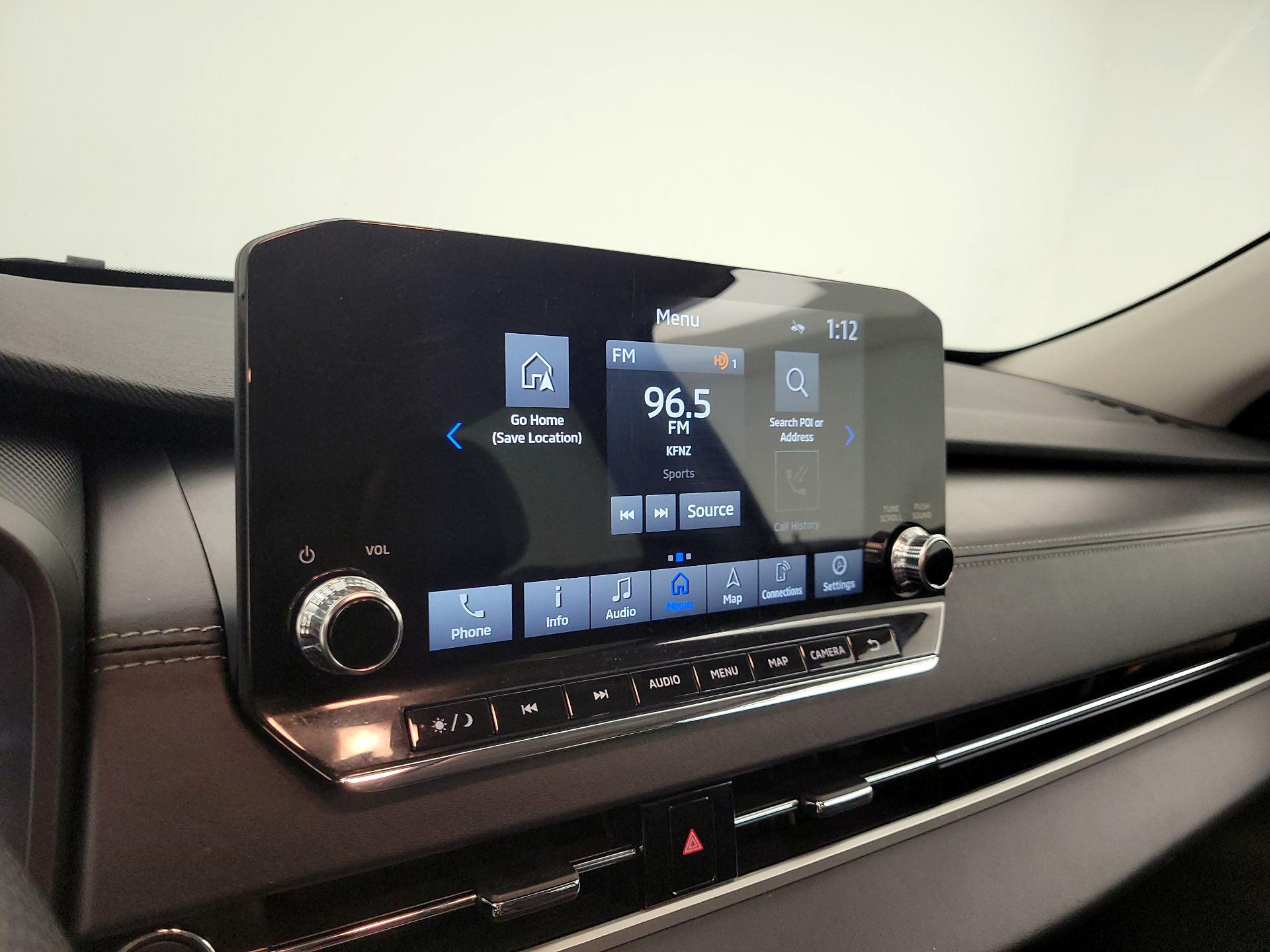 Thumbnail: 2024 Mitsubishi Outlander - 16