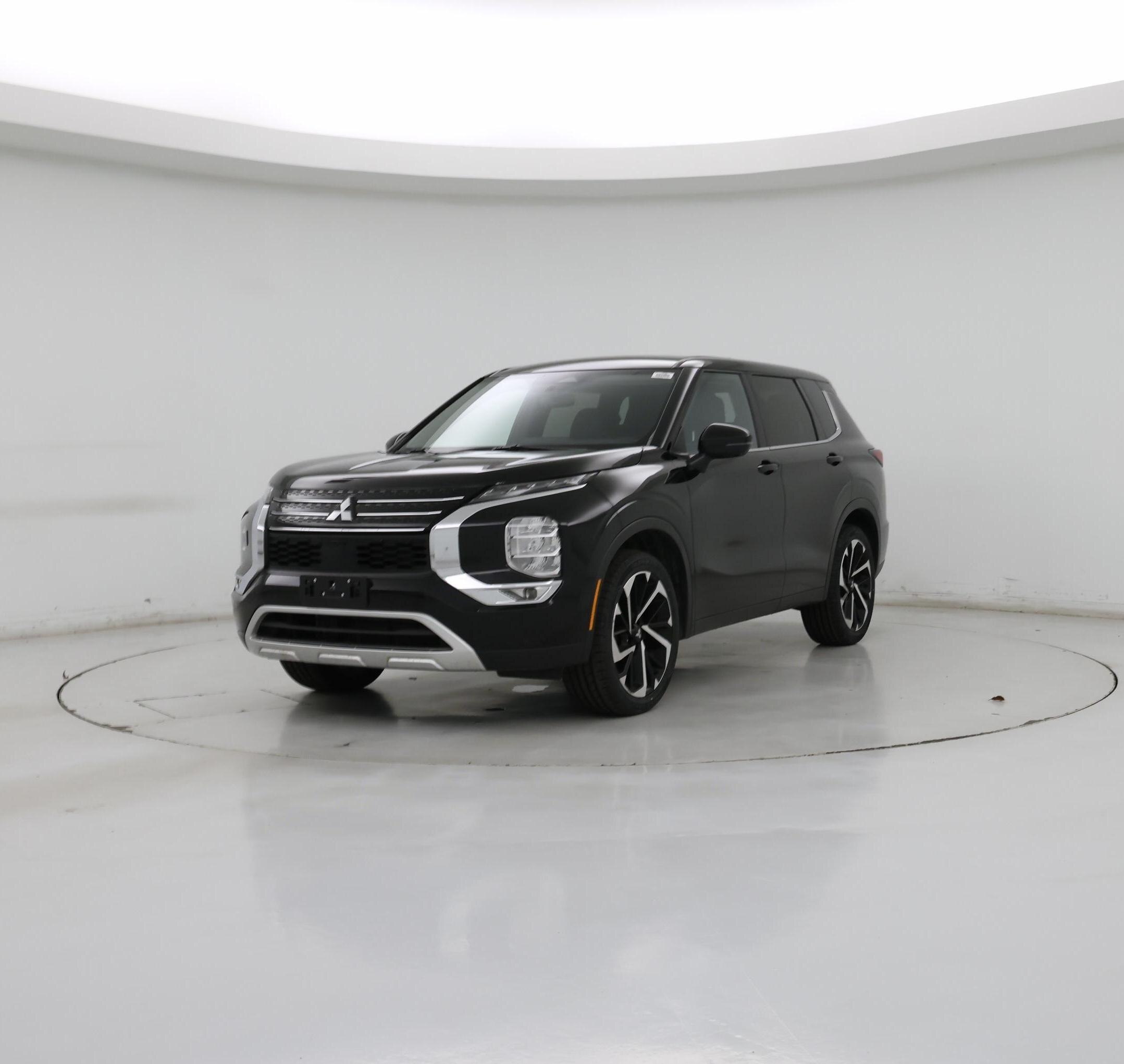 Thumbnail: 2024 Mitsubishi Outlander - 4