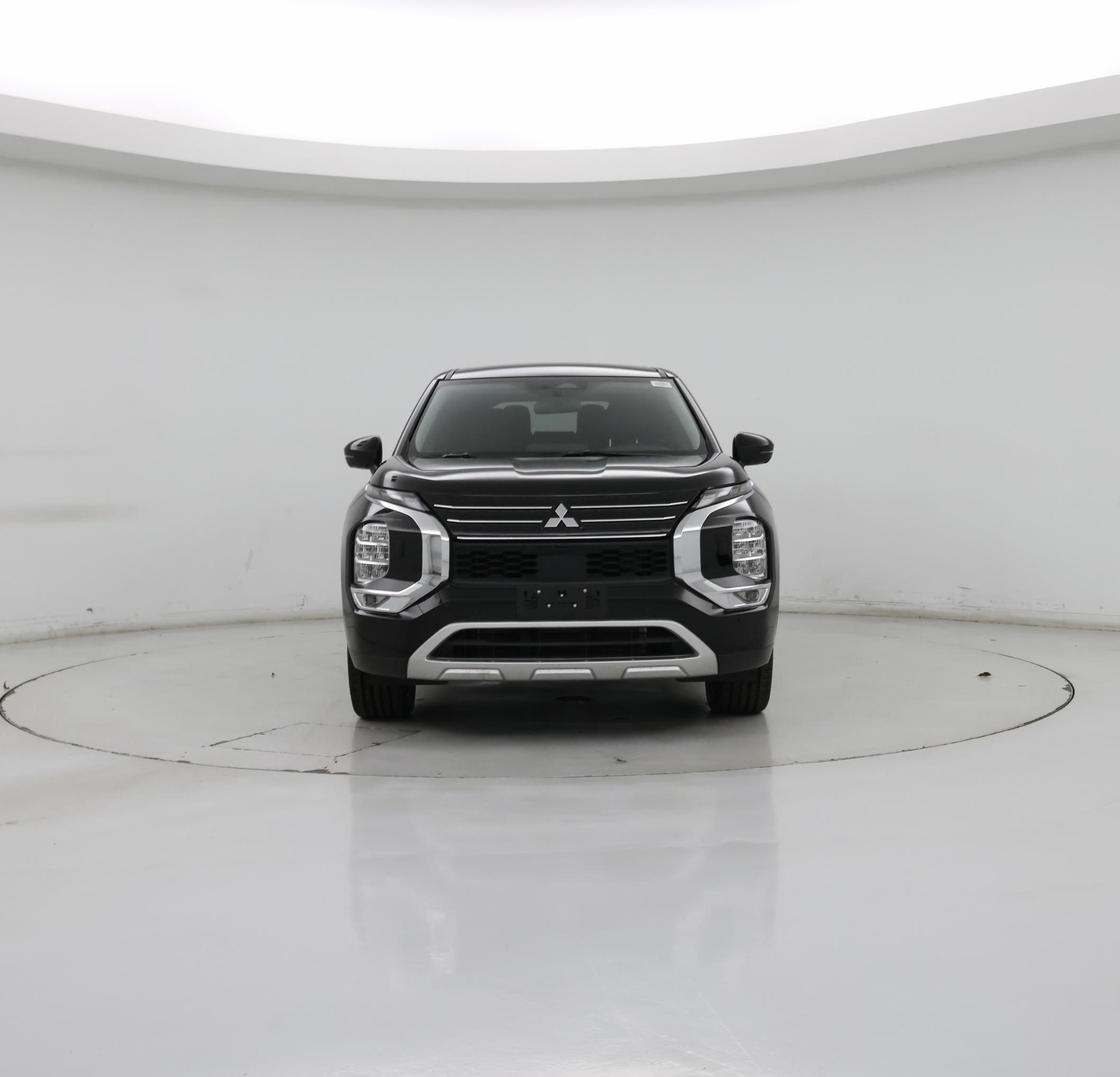 Thumbnail: 2024 Mitsubishi Outlander - 5