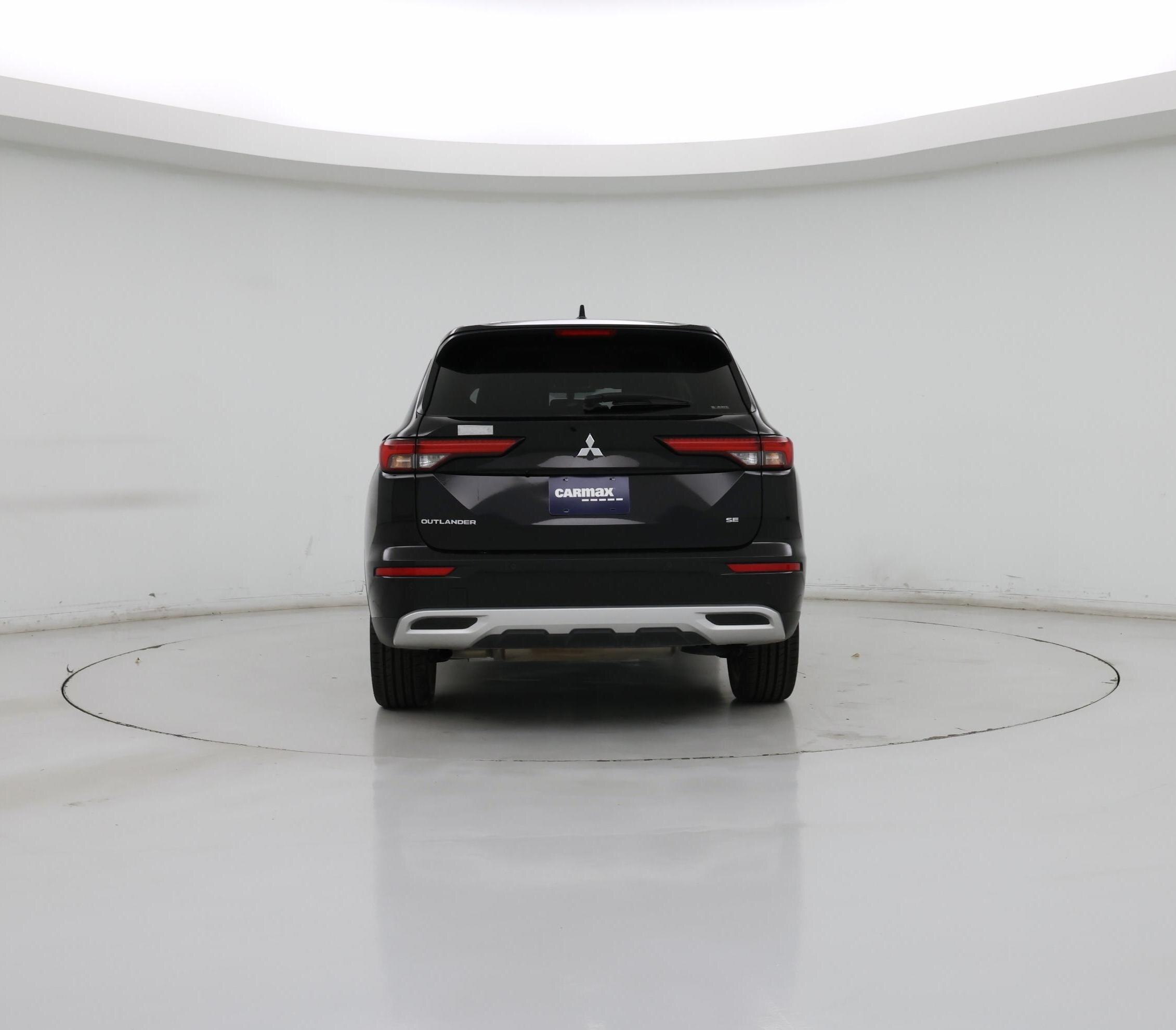 Thumbnail: 2024 Mitsubishi Outlander - 6