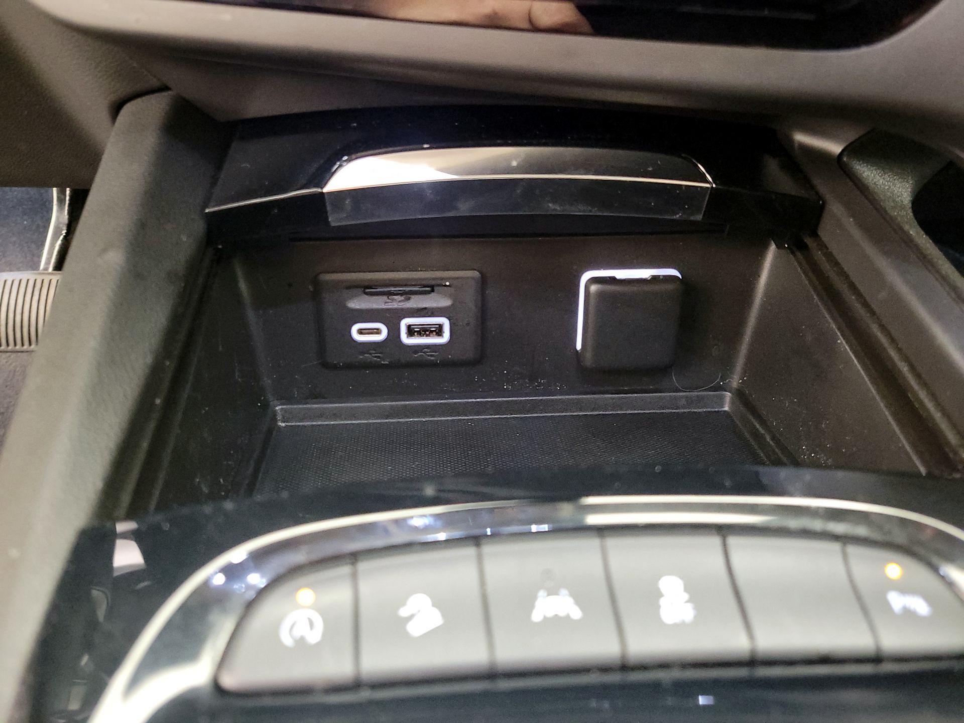 Thumbnail: 2021 Buick Envision - 19