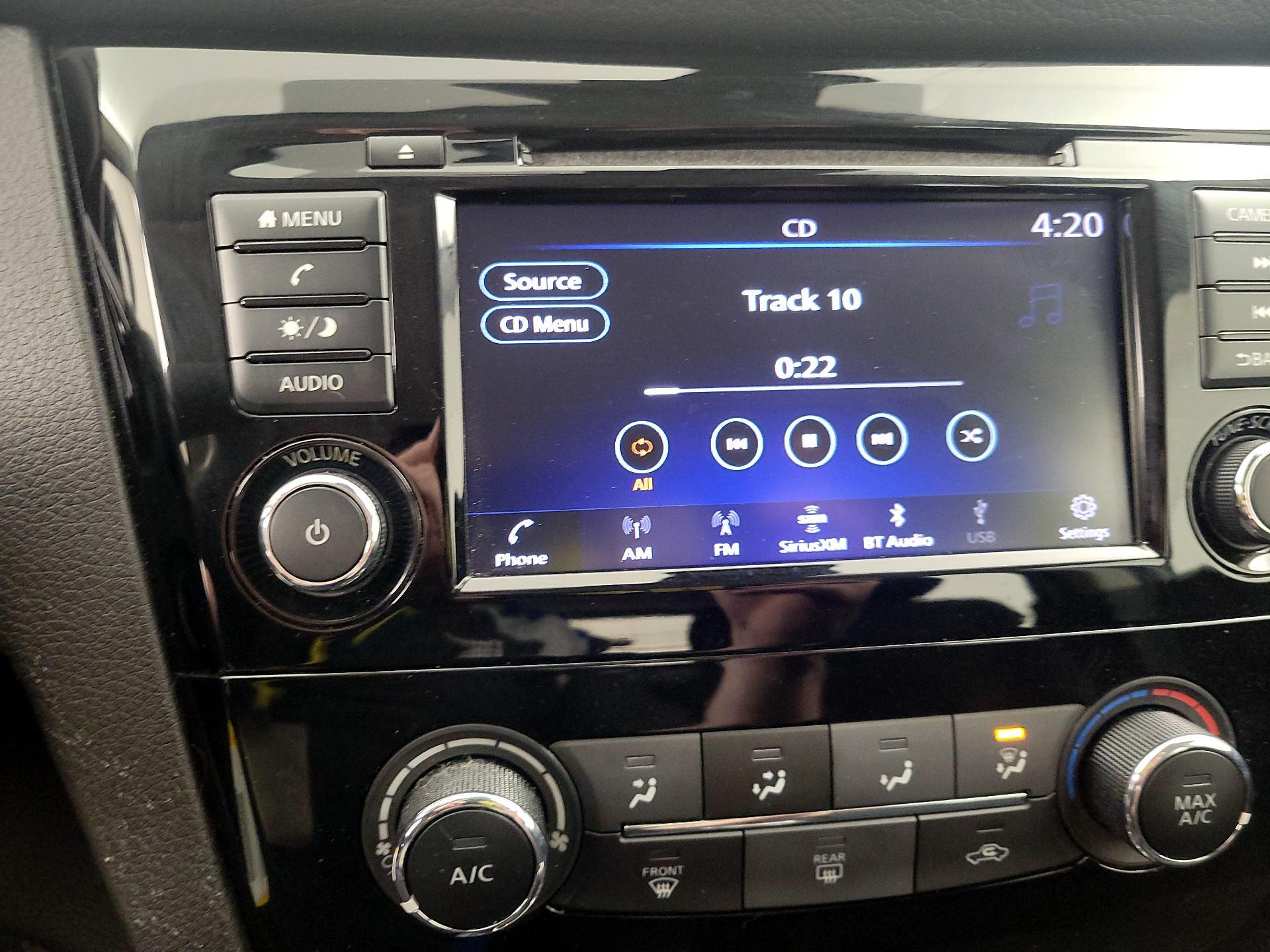 Thumbnail: 2020 Nissan Rogue Sport - 15