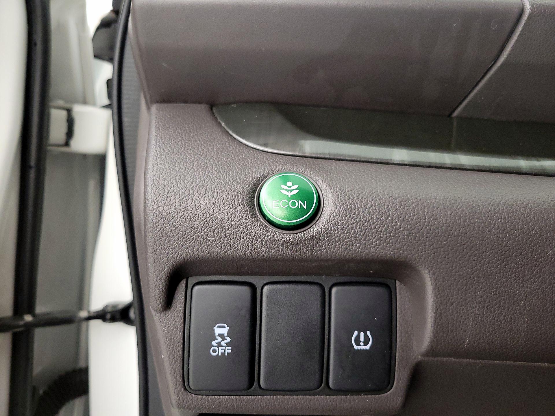 Thumbnail: 2014 Honda CR-V - 13