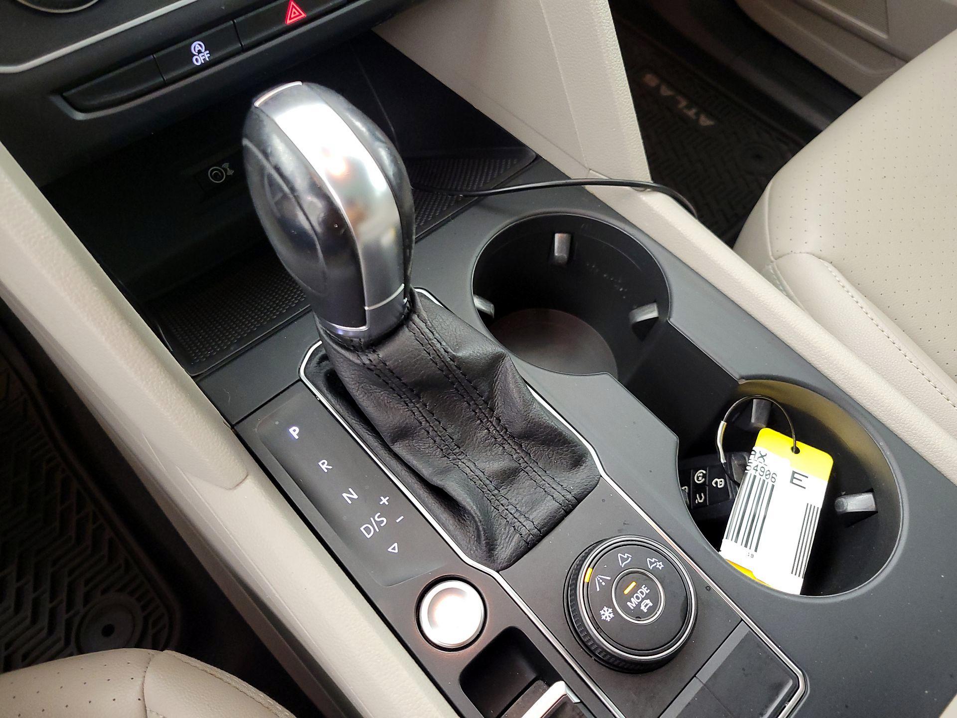 Thumbnail: 2019 Volkswagen Atlas - 17