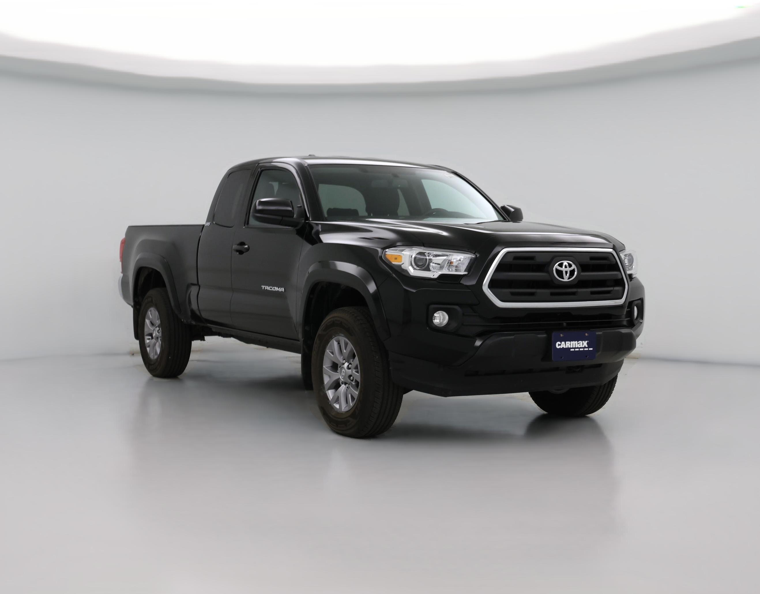 Thumbnail: 2016 Toyota Tacoma - 1