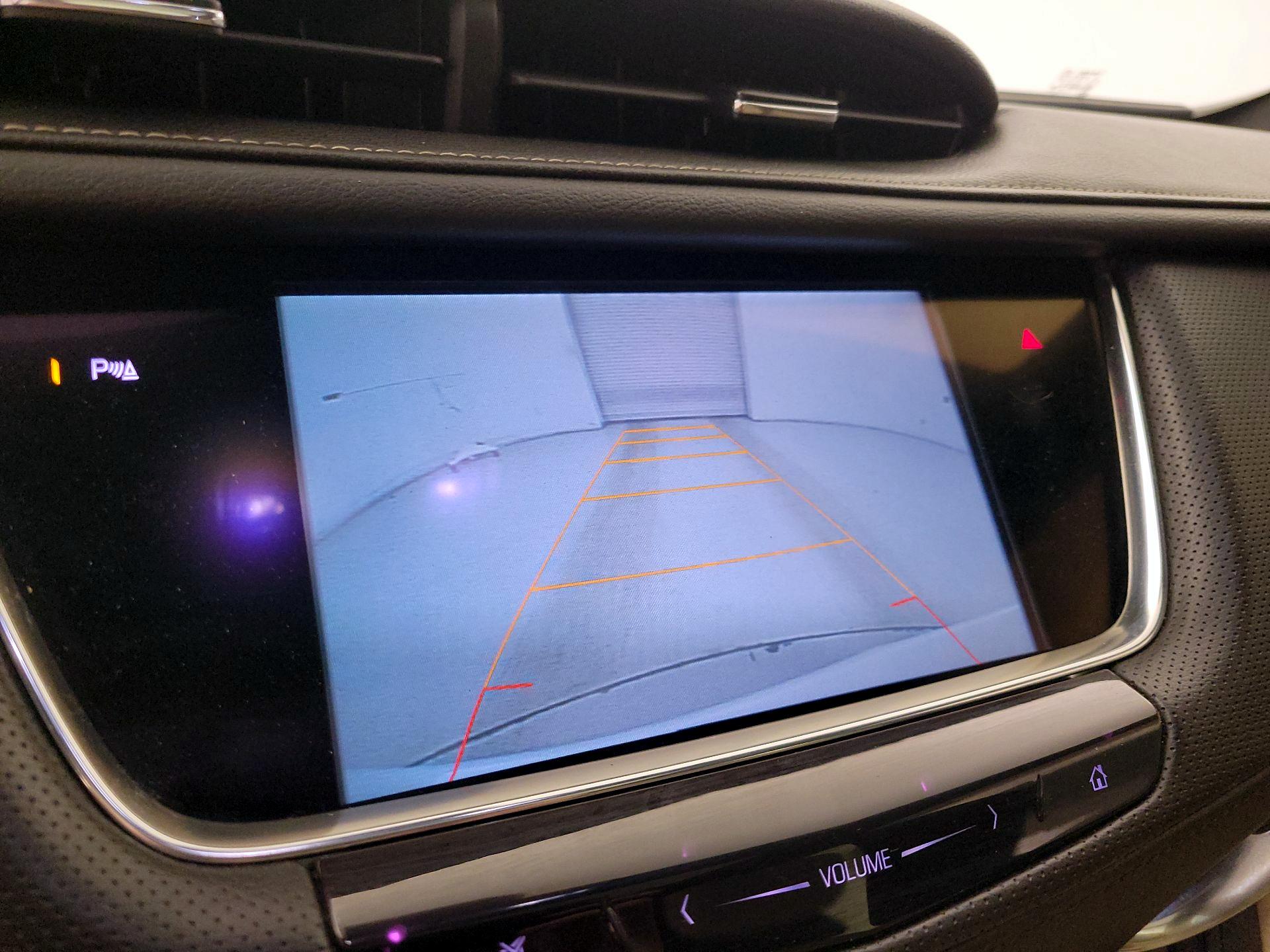 Thumbnail: 2017 Cadillac XT5 - 15