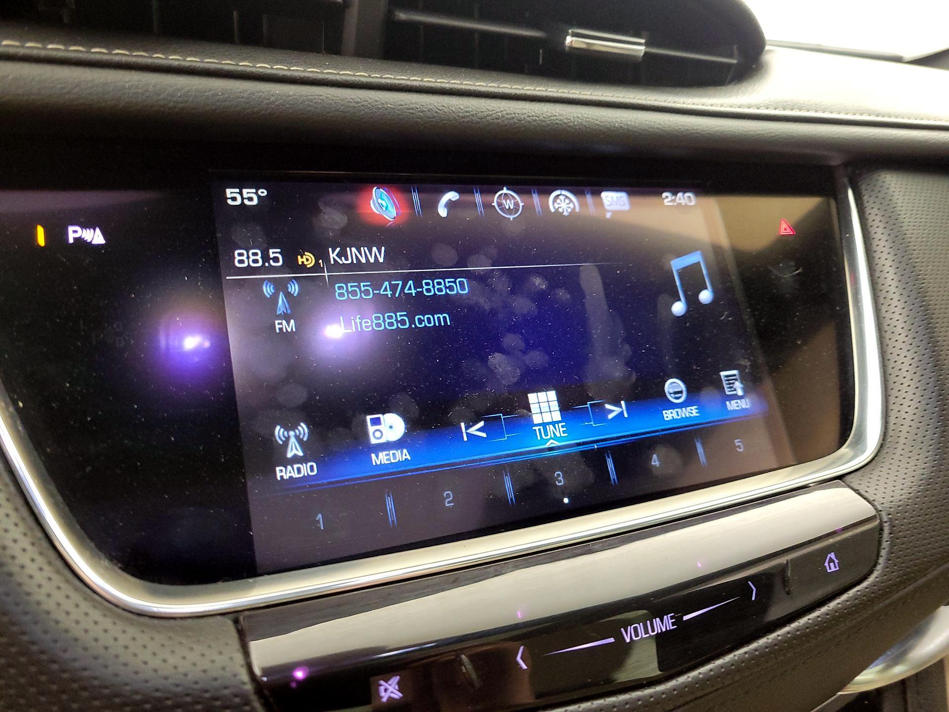 Thumbnail: 2017 Cadillac XT5 - 16