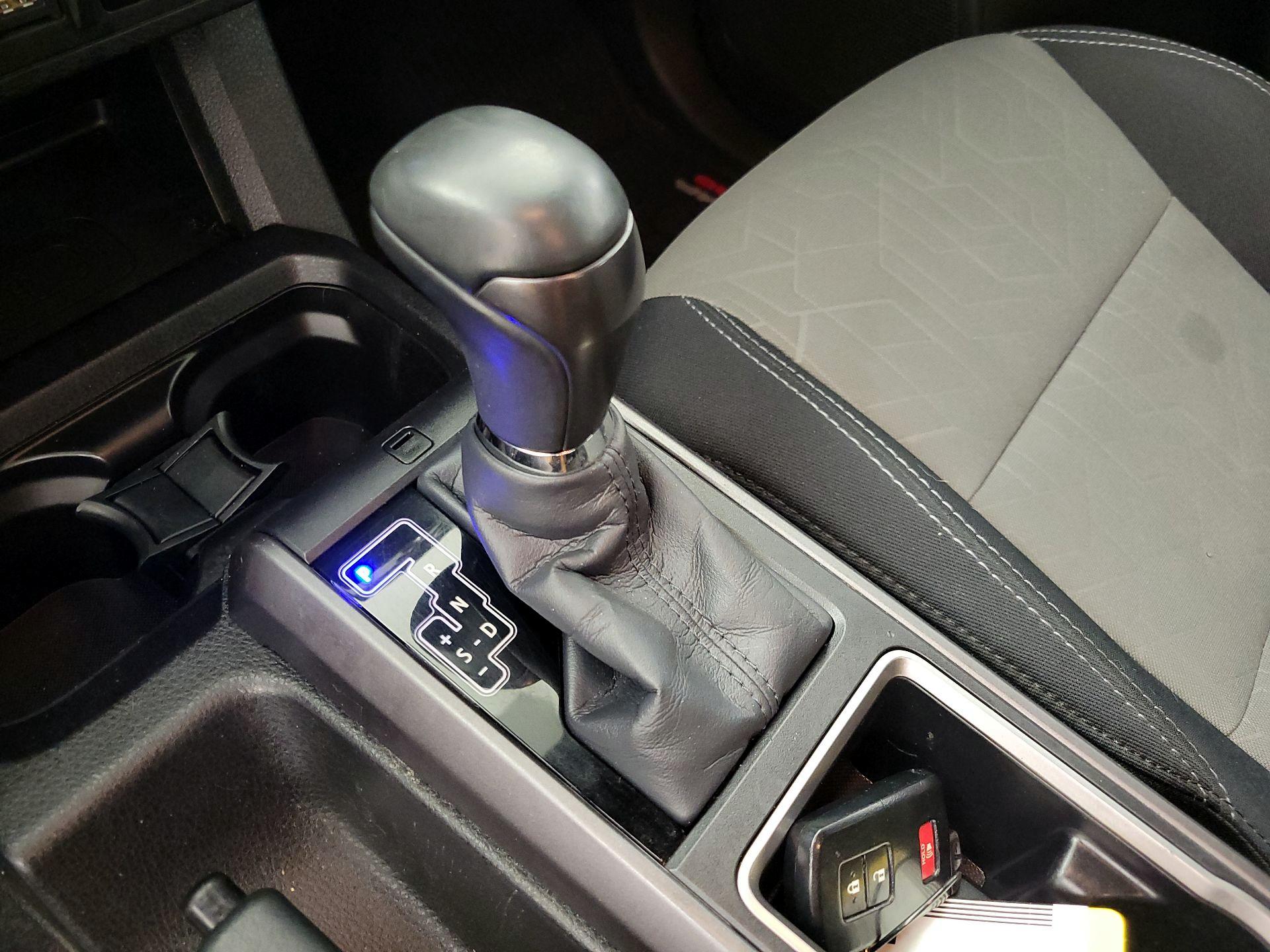 Thumbnail: 2023 Toyota Tacoma - 17