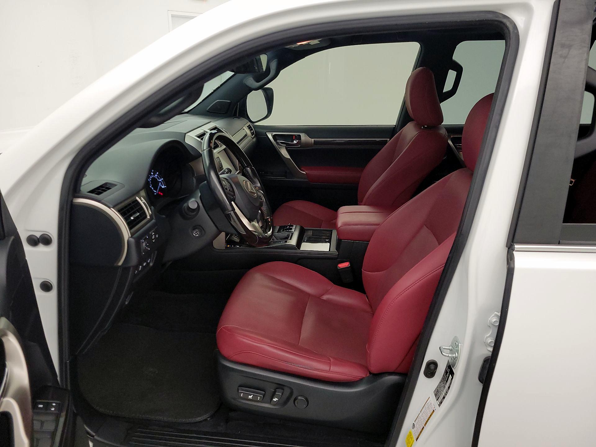 Thumbnail: 2021 Lexus GX - 11