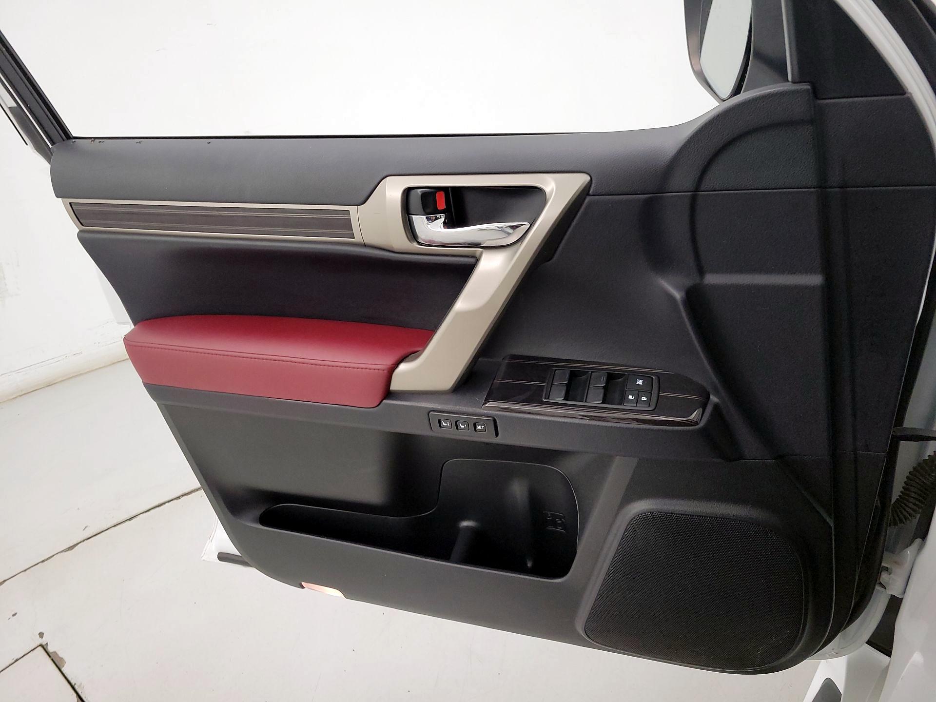 Thumbnail: 2021 Lexus GX - 12