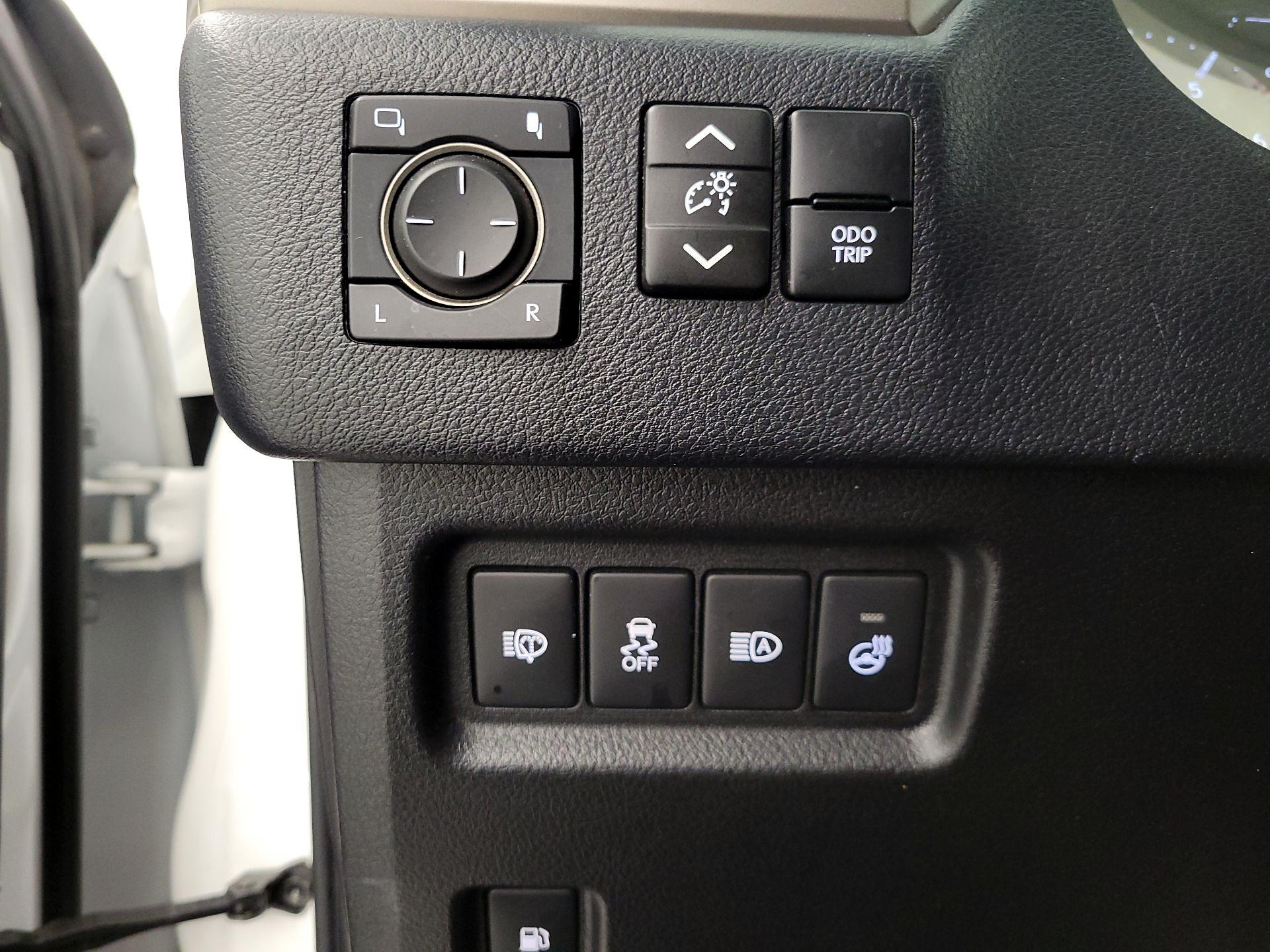 Thumbnail: 2021 Lexus GX - 13