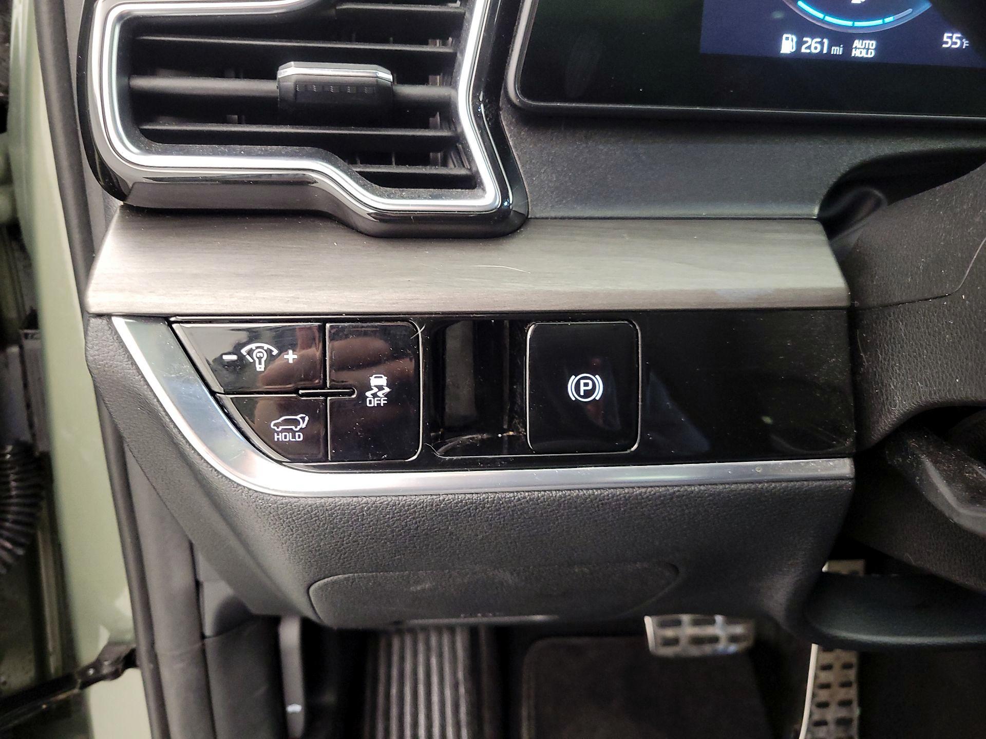 Thumbnail: 2023 Kia Sportage - 13