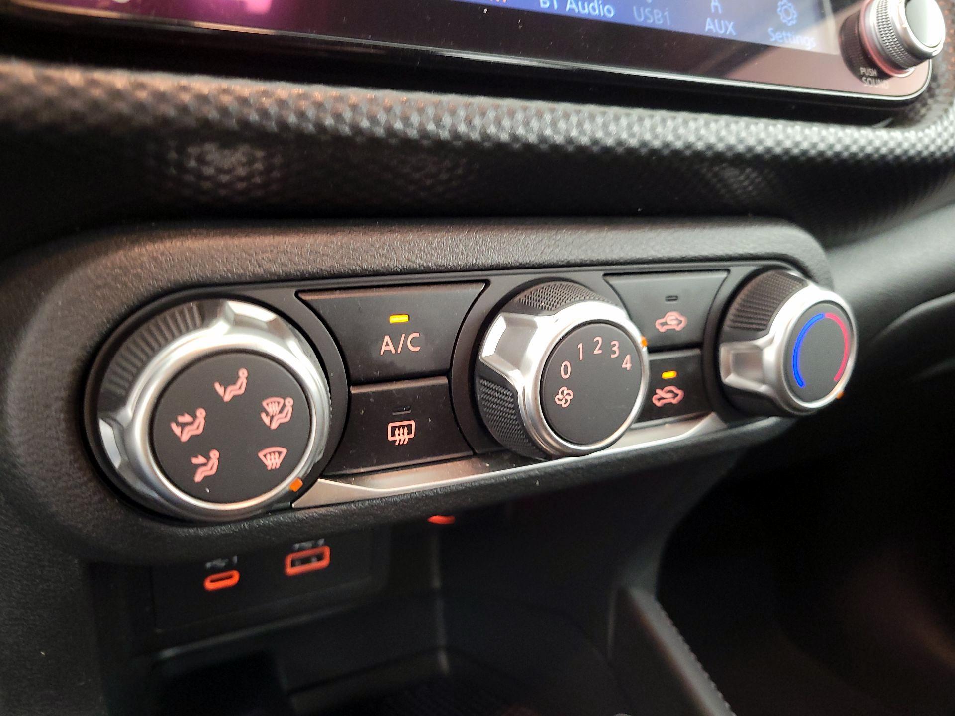 Thumbnail: 2024 Nissan Kicks - 15