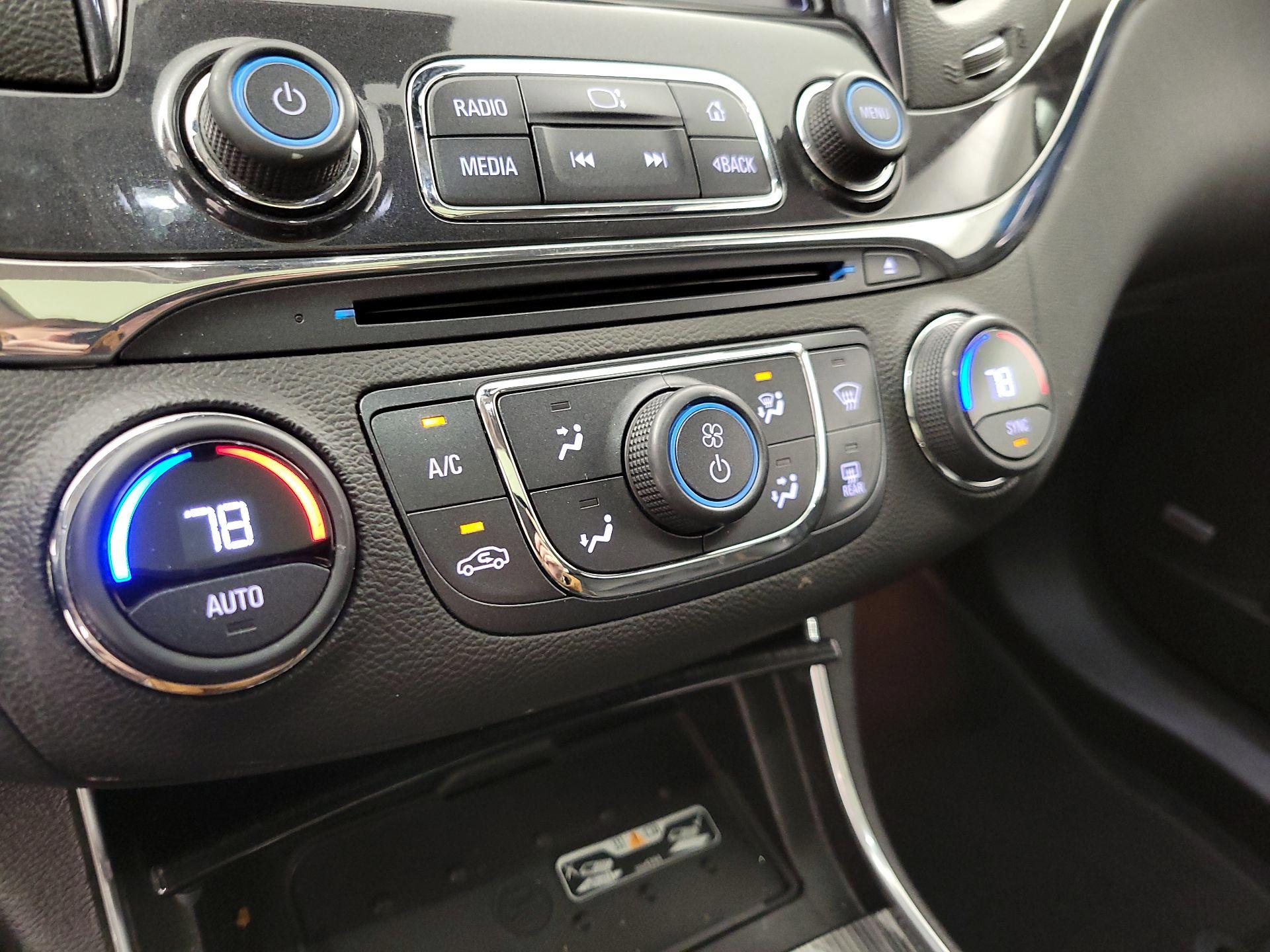 Thumbnail: 2019 Chevrolet Impala - 17