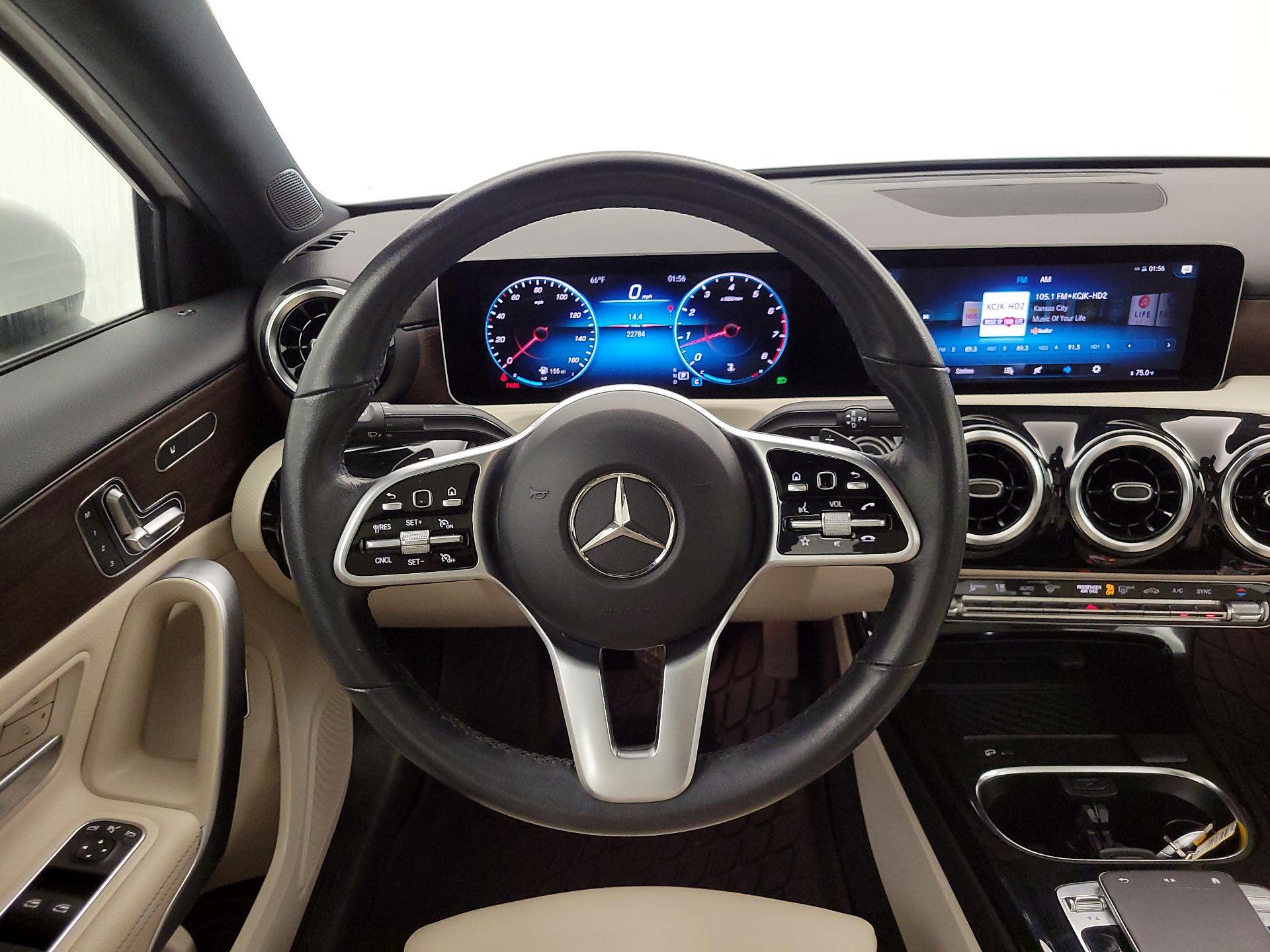 Thumbnail: 2019 Mercedes-Benz A-Class - 10