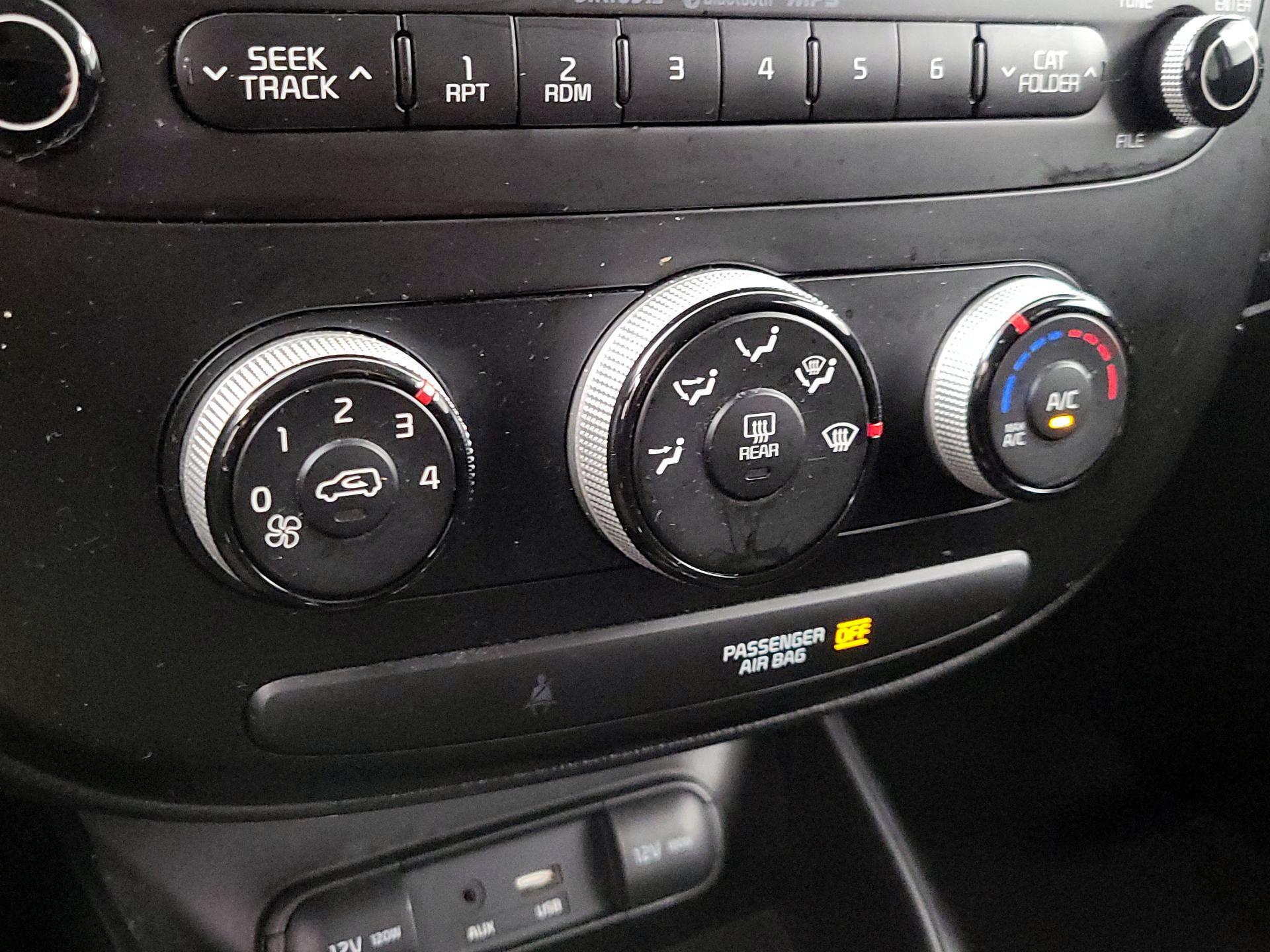 Thumbnail: 2016 Kia Soul - 15