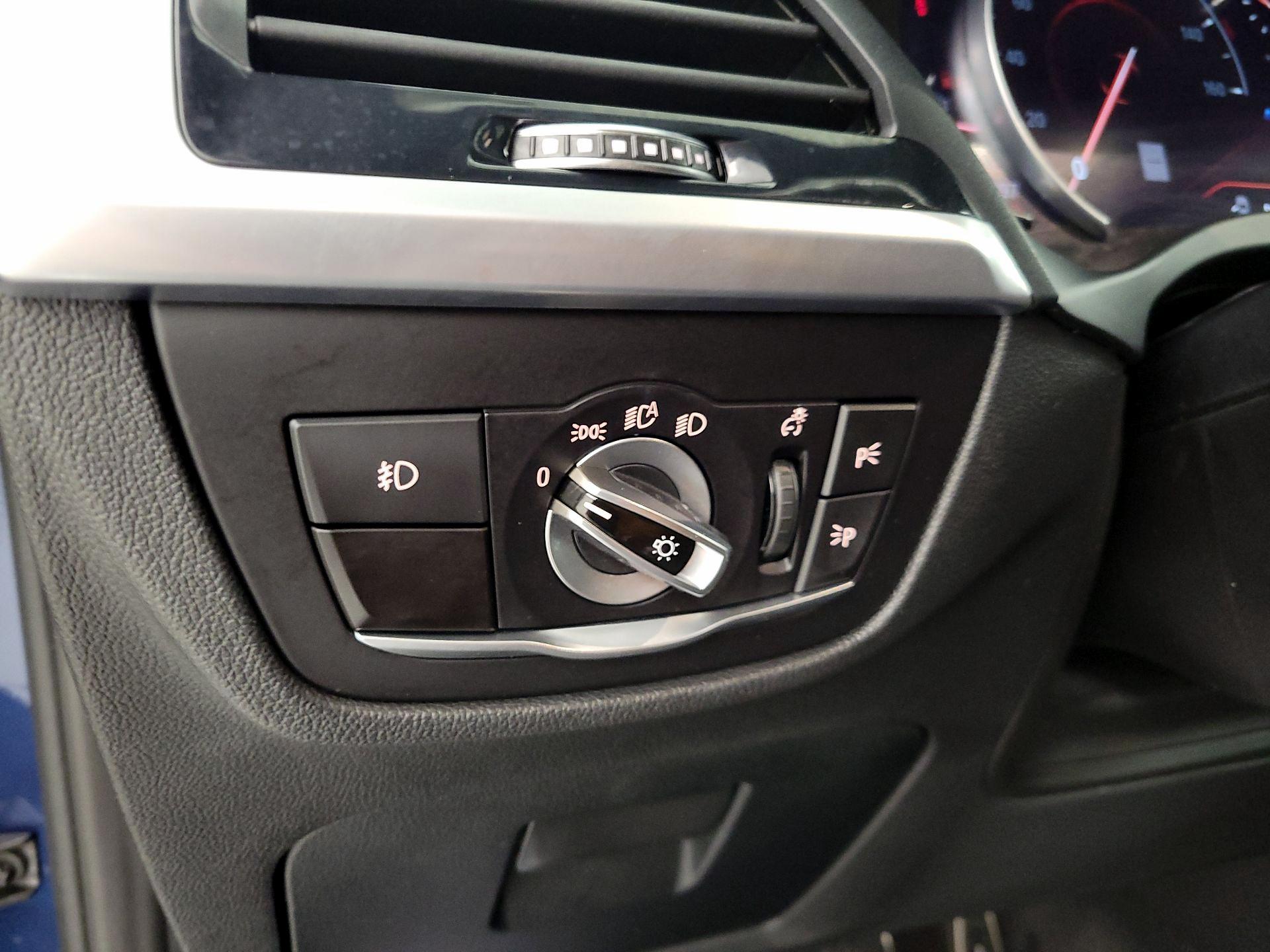 Thumbnail: 2019 BMW X3 - 13