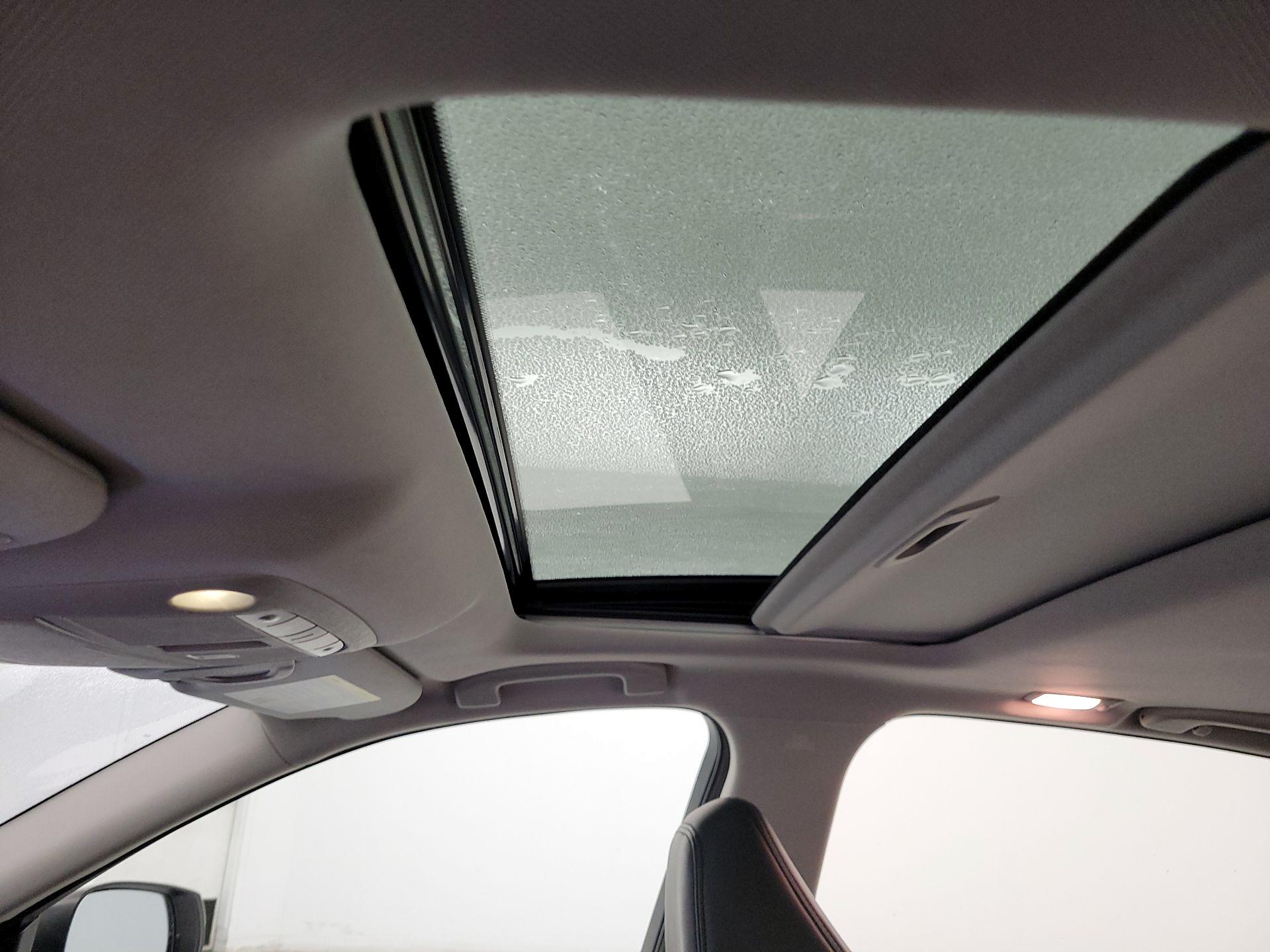 Thumbnail: 2015 INFINITI Q50 - 20