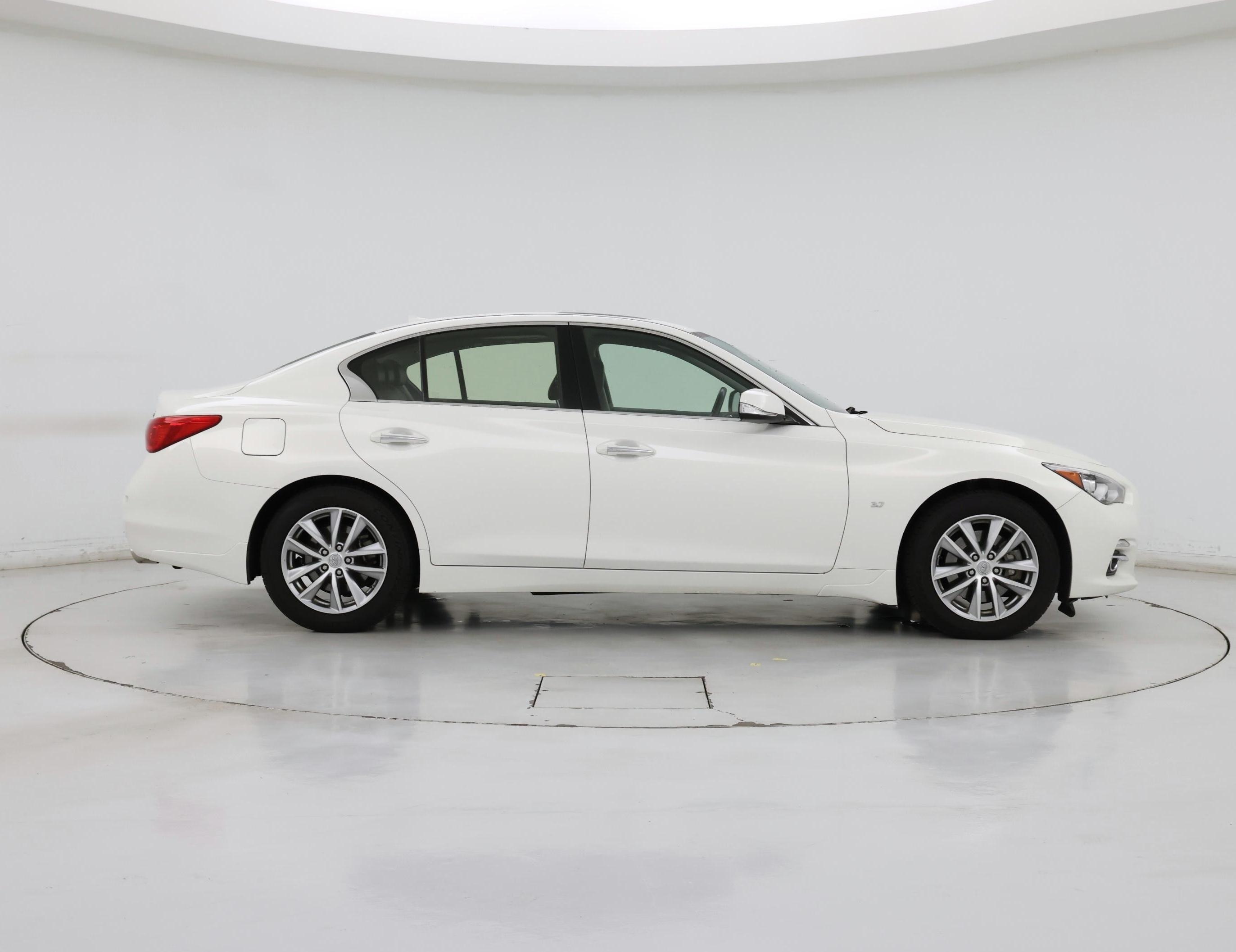 Thumbnail: 2015 INFINITI Q50 - 7