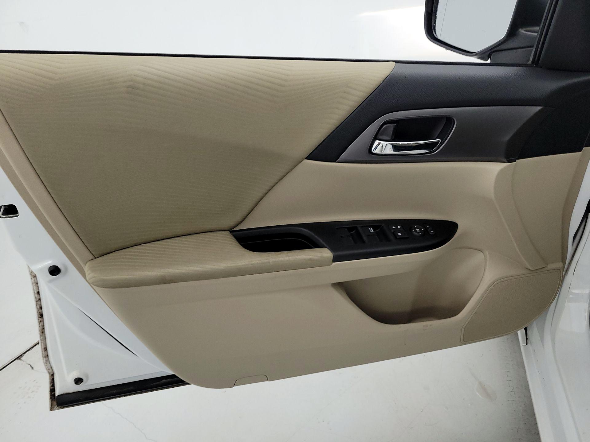 Thumbnail: 2014 Honda Accord - 12