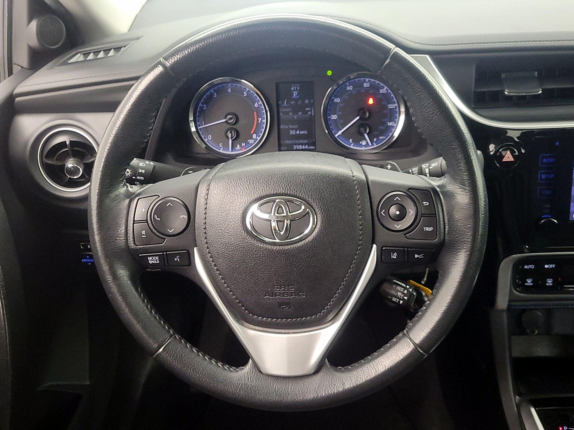 Thumbnail: 2019 Toyota Corolla - 10