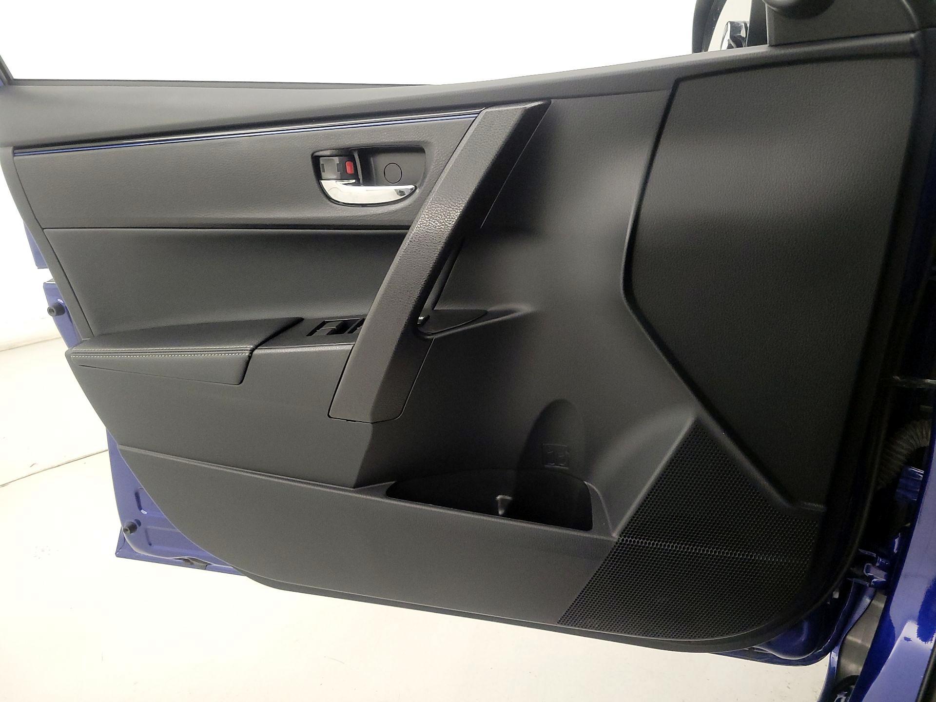 Thumbnail: 2019 Toyota Corolla - 12