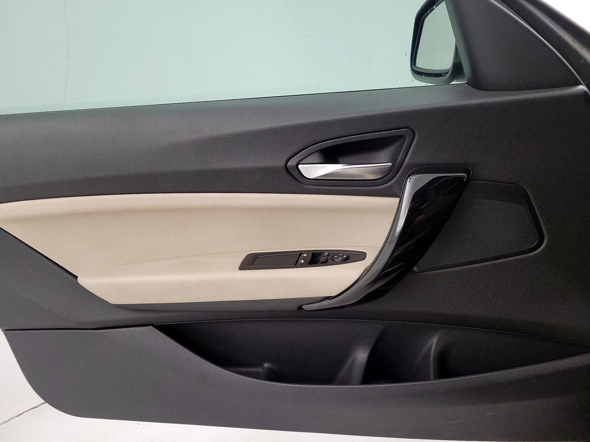 Thumbnail: 2016 BMW 2 Series - 12