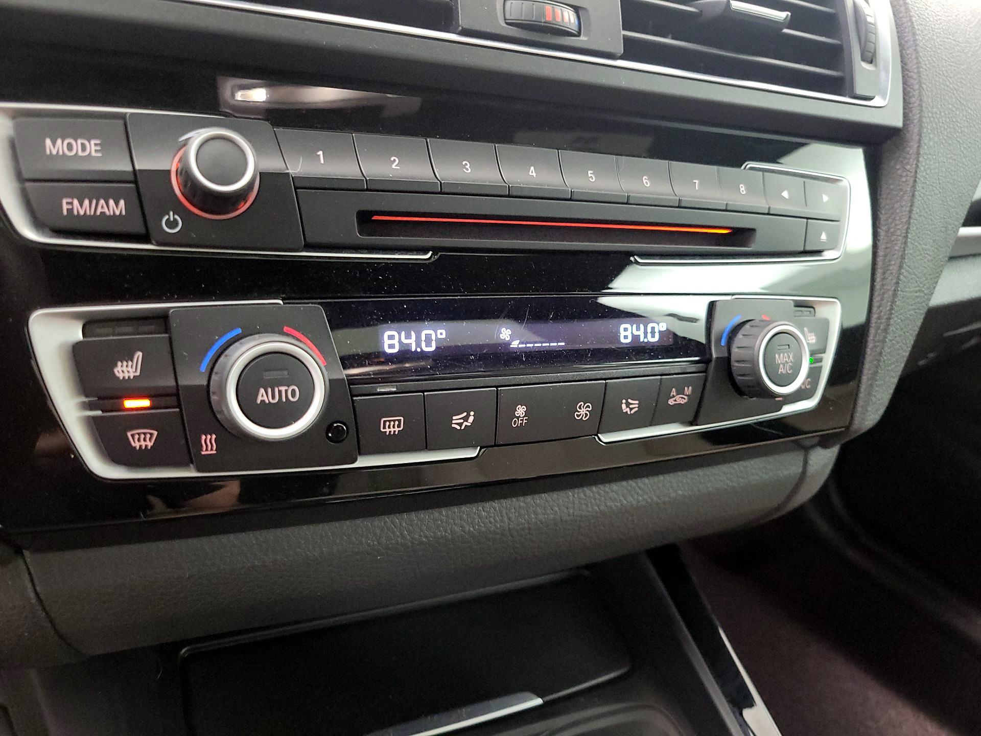 Thumbnail: 2016 BMW 2 Series - 16