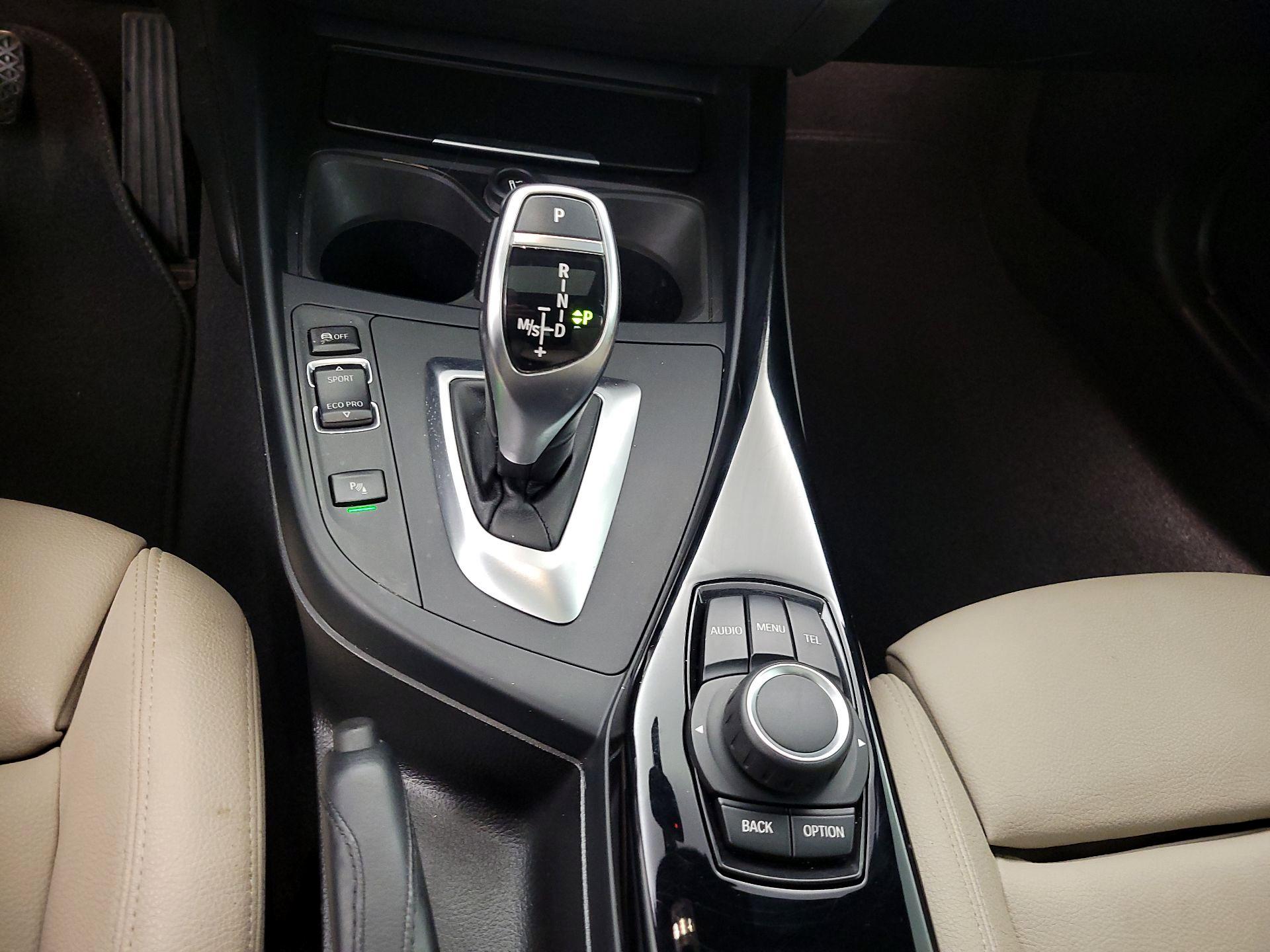 Thumbnail: 2016 BMW 2 Series - 17