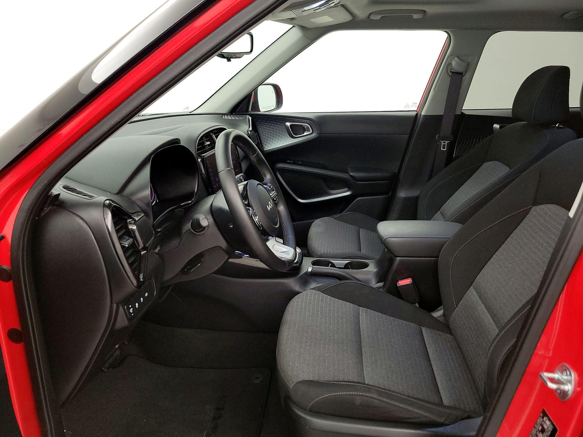 Thumbnail: 2023 Kia Soul - 11