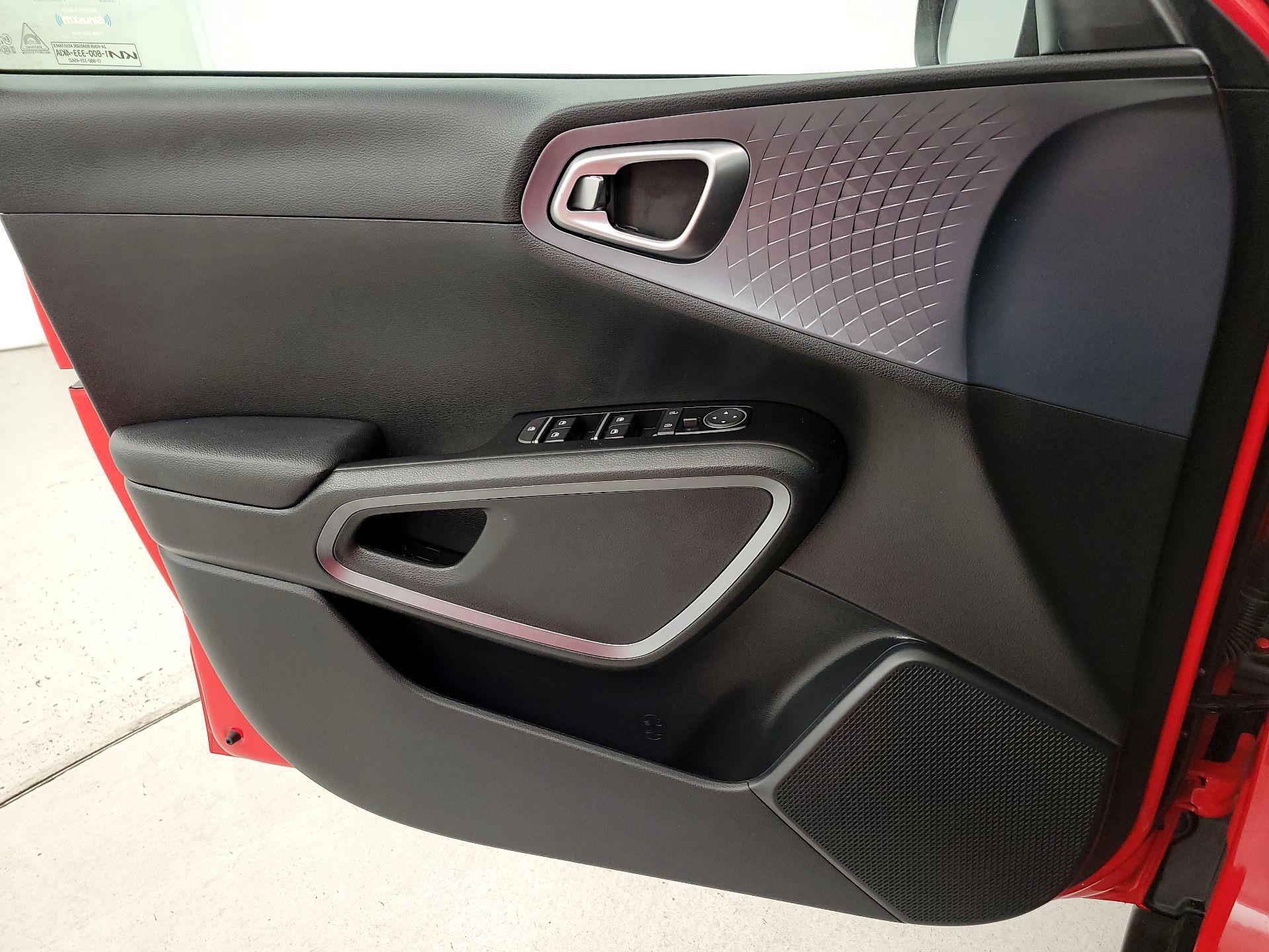 Thumbnail: 2023 Kia Soul - 12