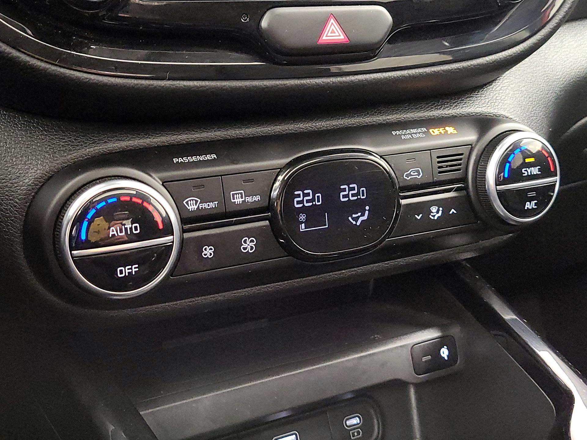 Thumbnail: 2023 Kia Soul - 17