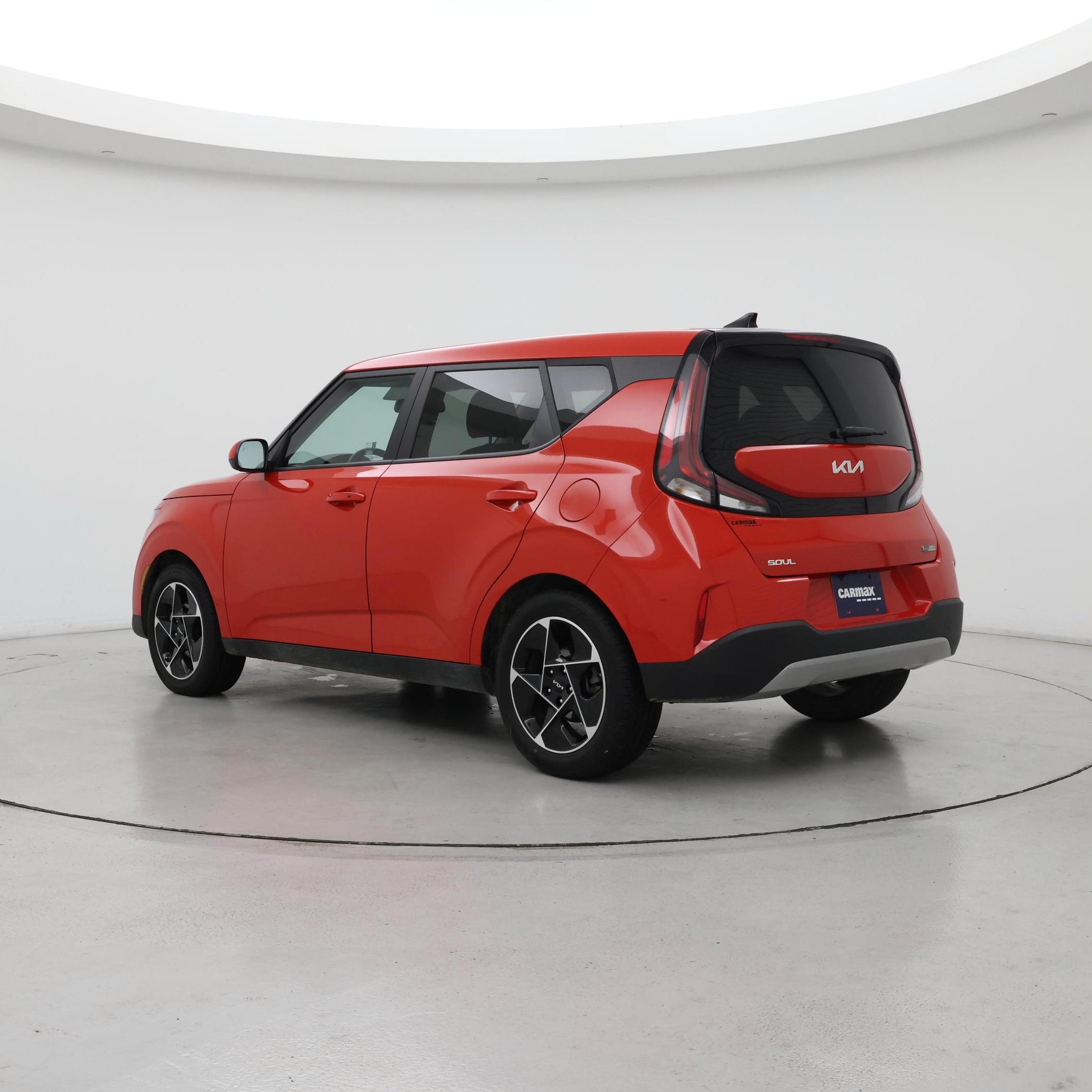 Thumbnail: 2023 Kia Soul - 2