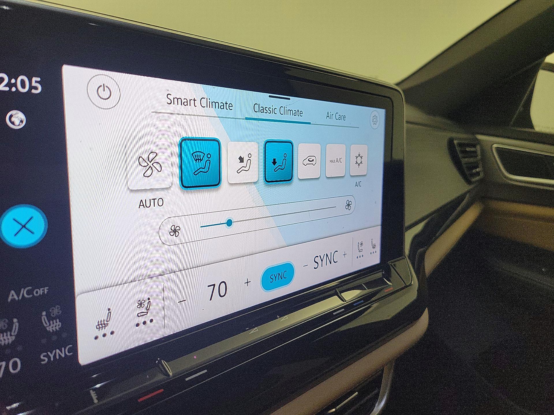 Thumbnail: 2024 Volkswagen Atlas - 16