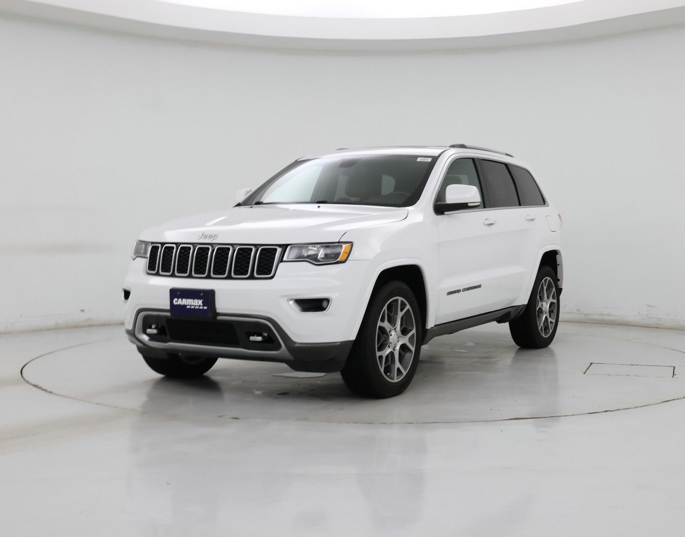 Thumbnail: 2018 Jeep Grand Cherokee - 4