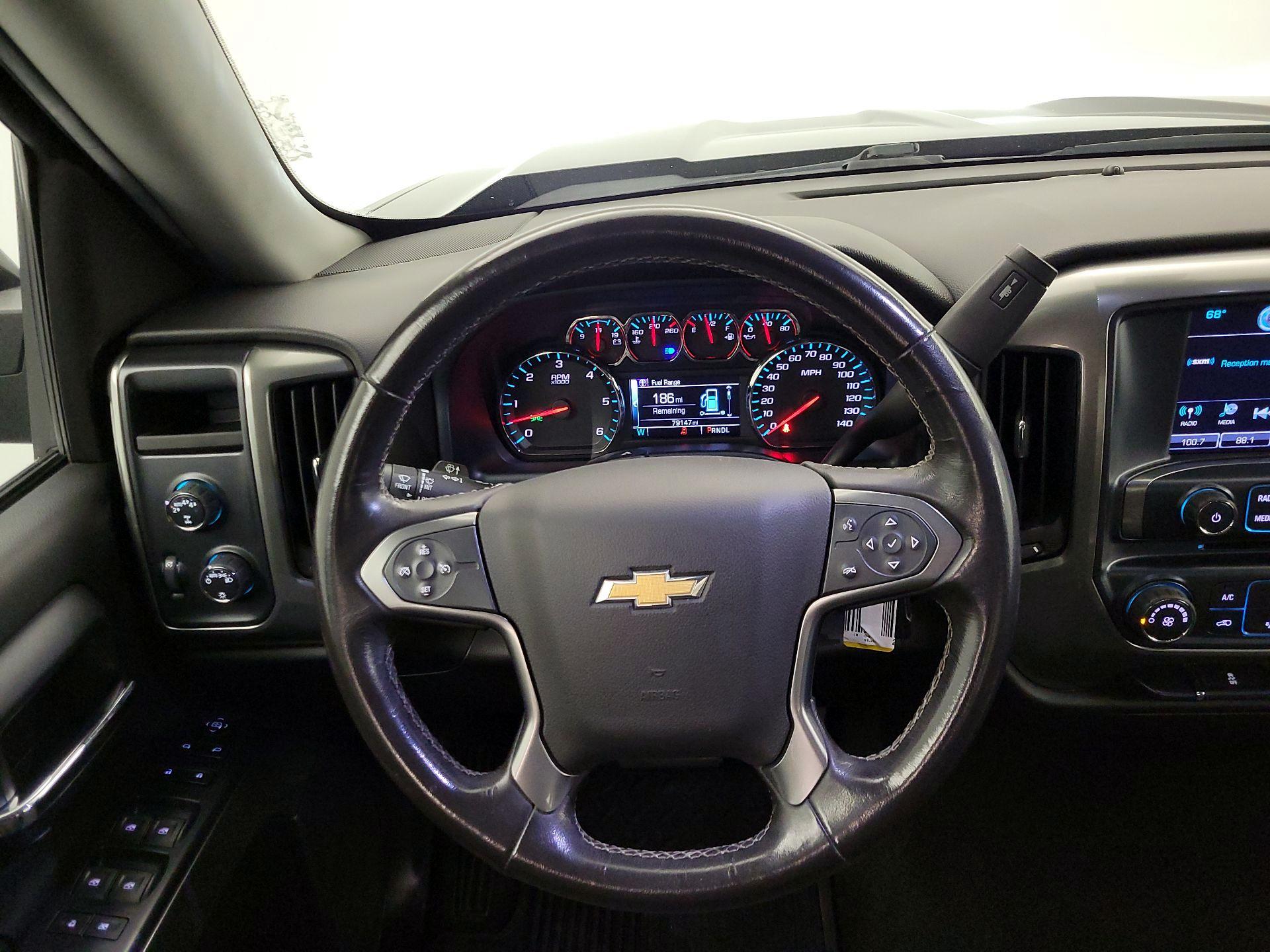 Thumbnail: 2018 Chevrolet Silverado 1500 - 10