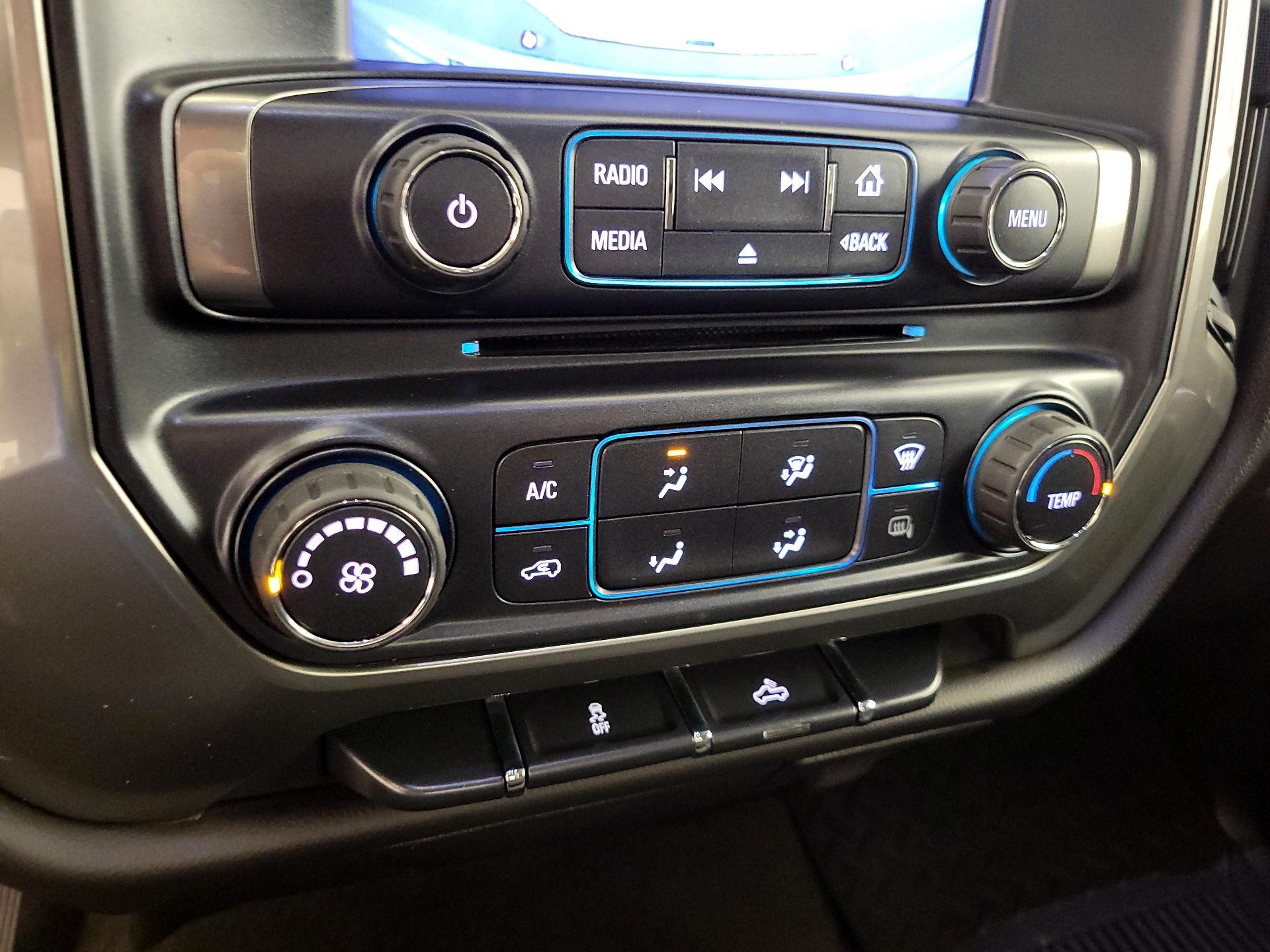 Thumbnail: 2018 Chevrolet Silverado 1500 - 16