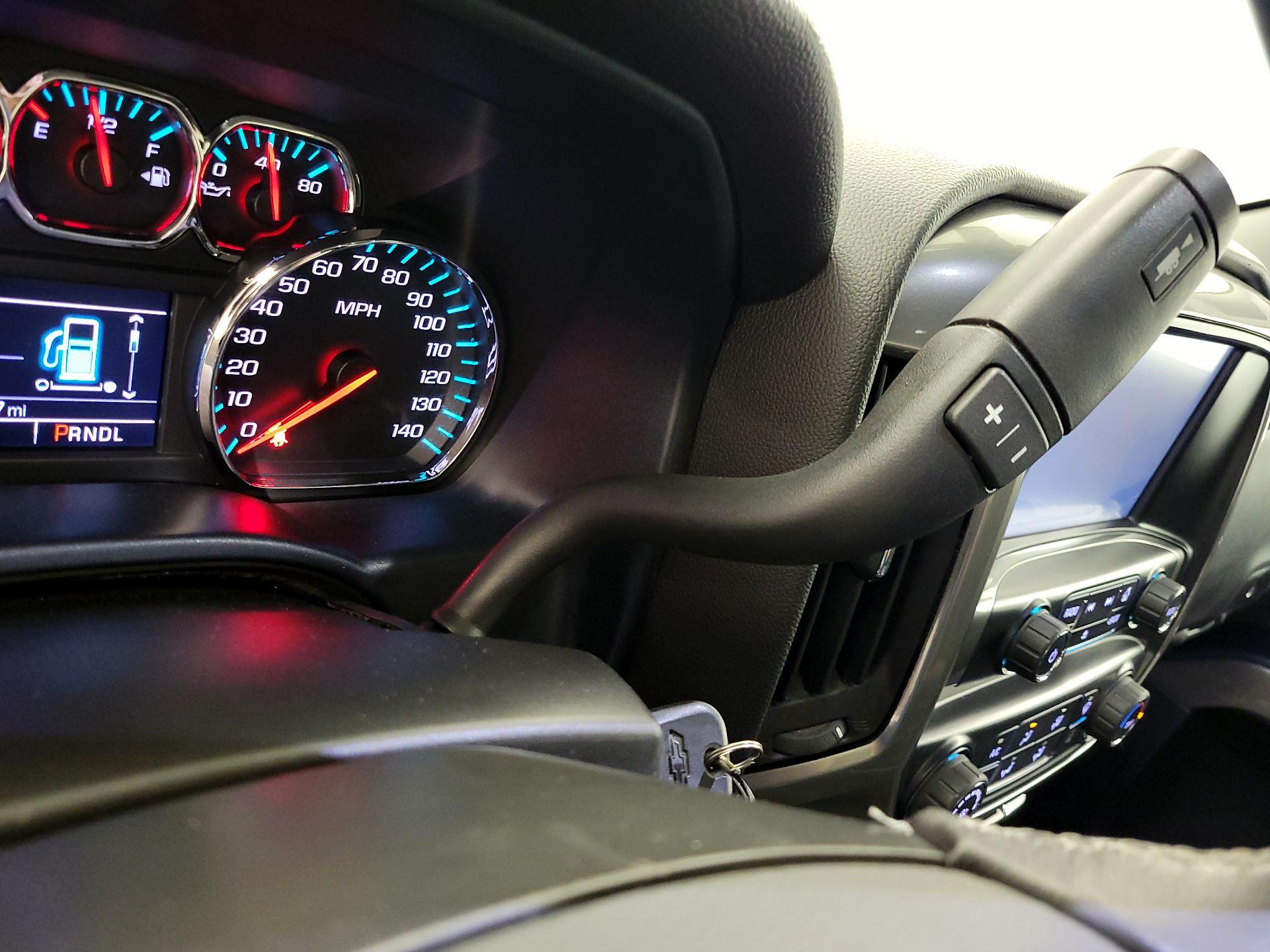 Thumbnail: 2018 Chevrolet Silverado 1500 - 17