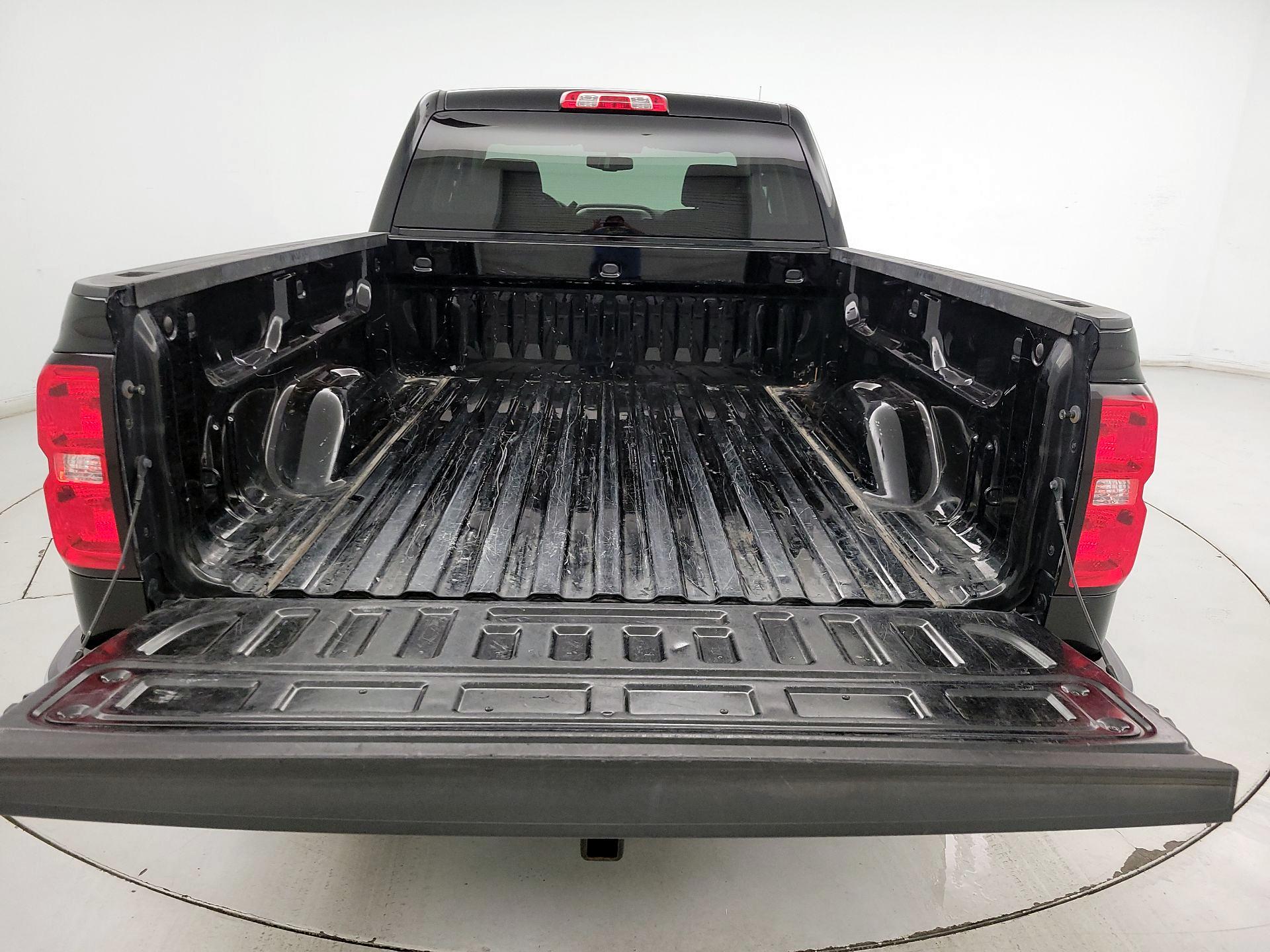 Thumbnail: 2018 Chevrolet Silverado 1500 - 20