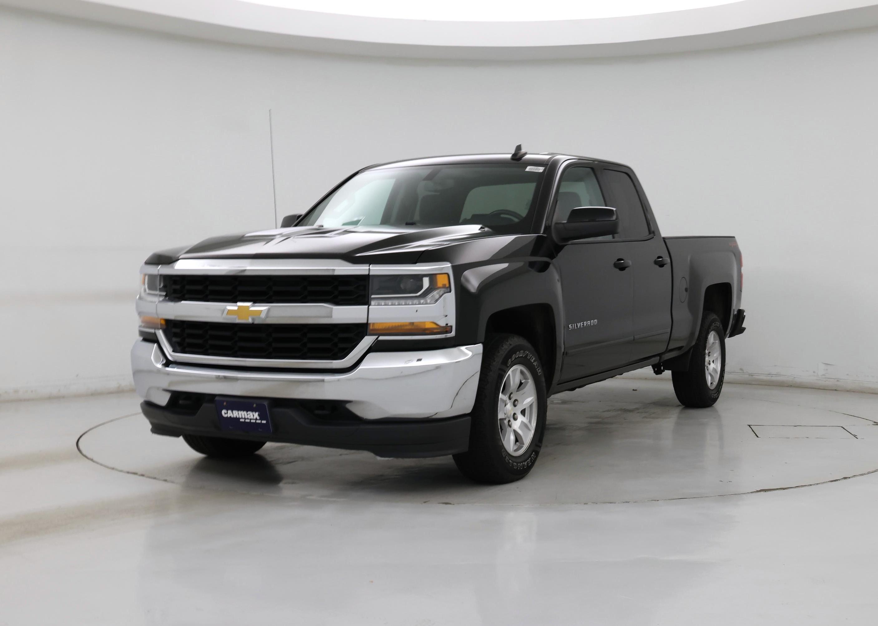Thumbnail: 2018 Chevrolet Silverado 1500 - 4