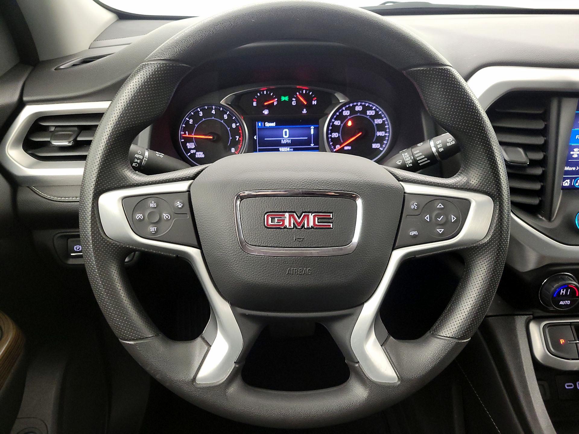 Thumbnail: 2023 GMC Acadia - 10