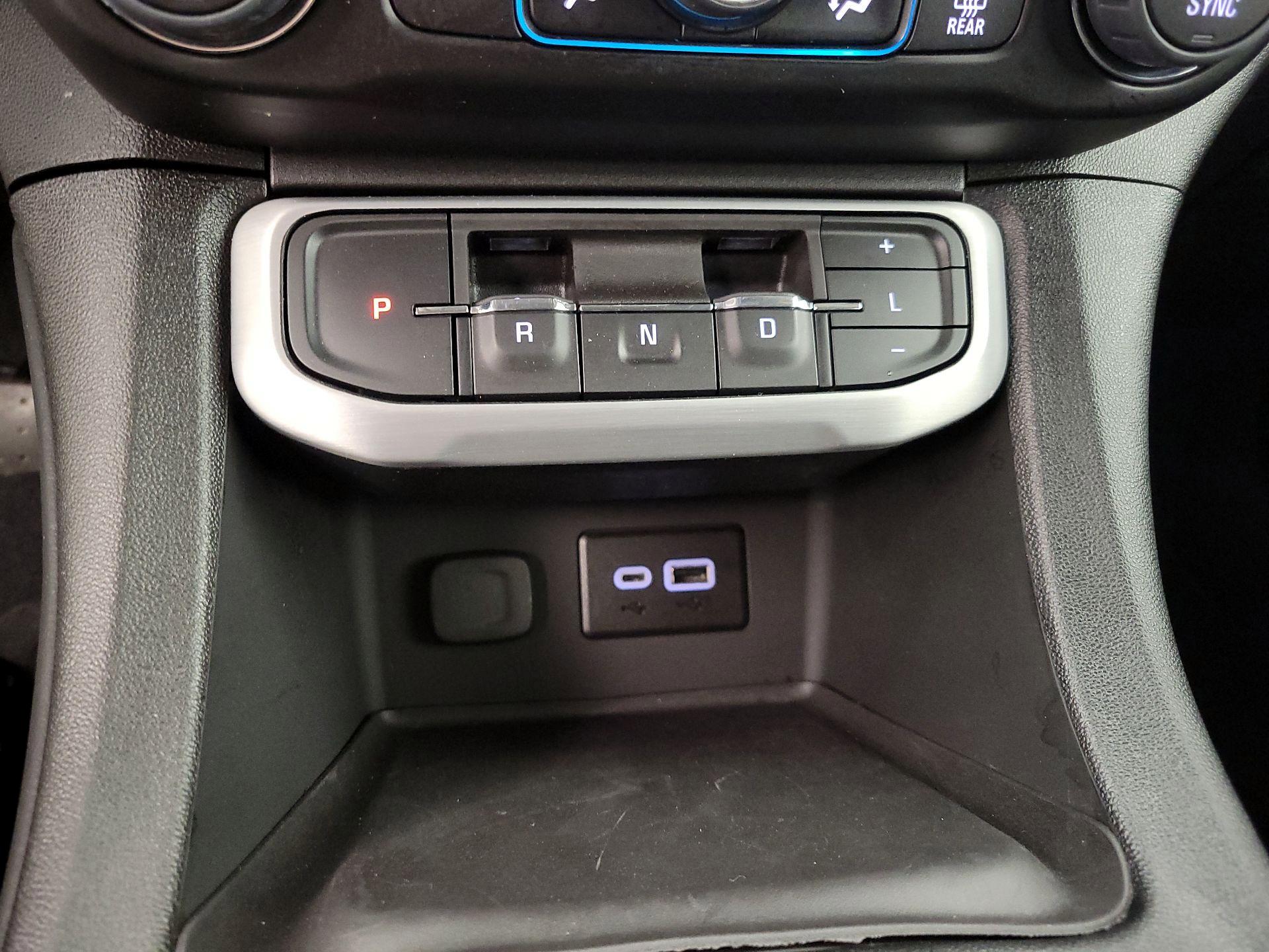 Thumbnail: 2023 GMC Acadia - 17