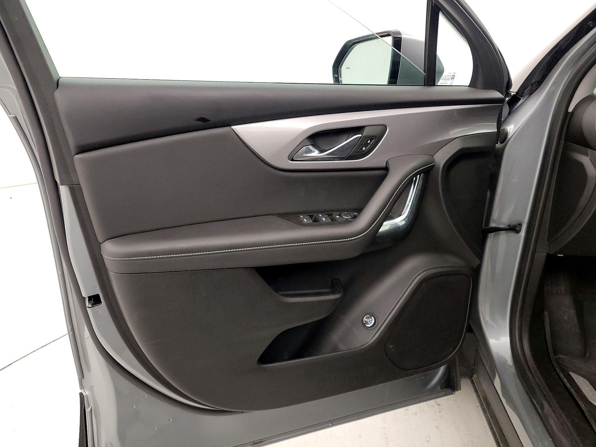 Thumbnail: 2023 Chevrolet Blazer - 12