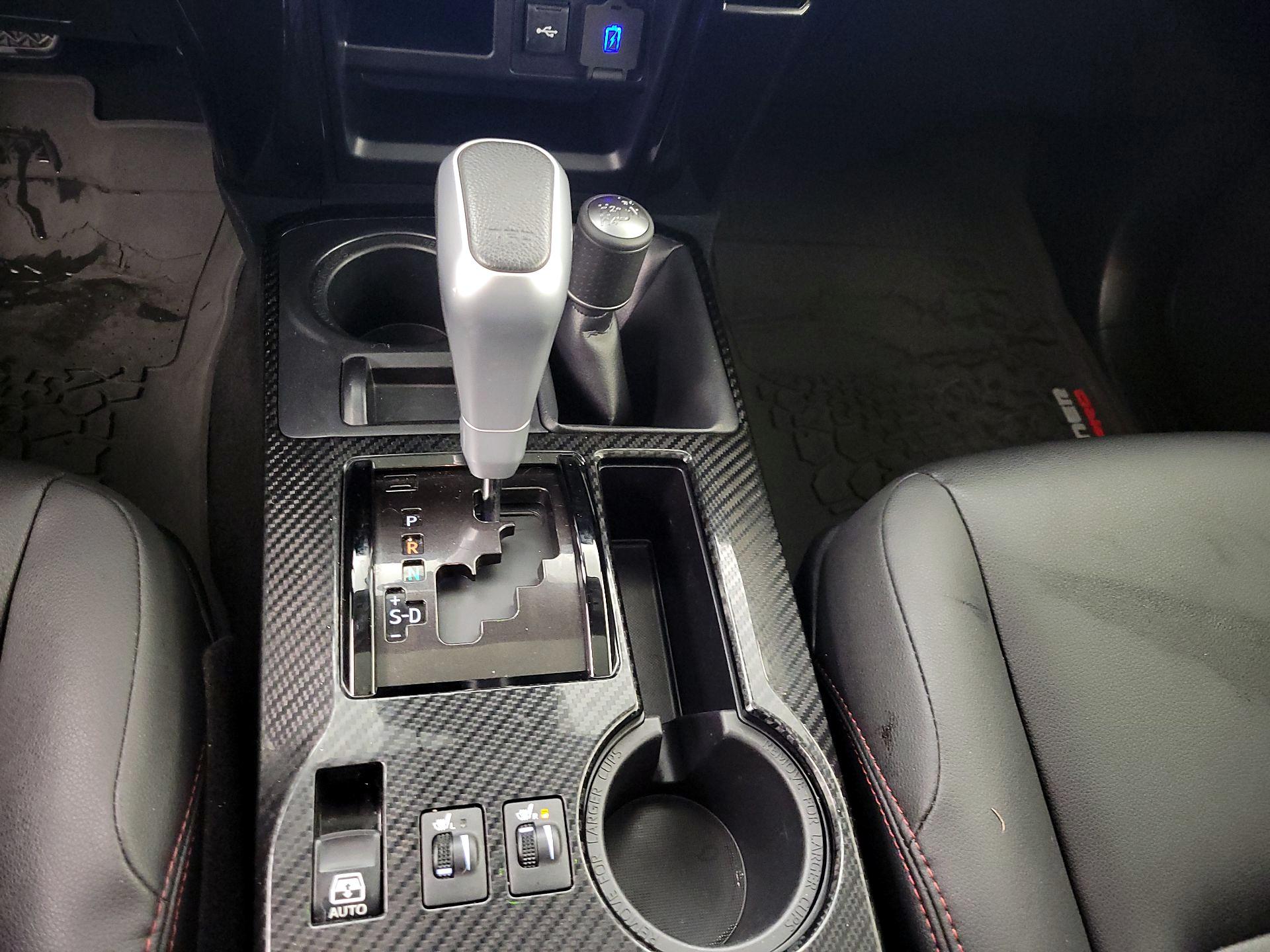 Thumbnail: 2022 Toyota 4Runner - 18