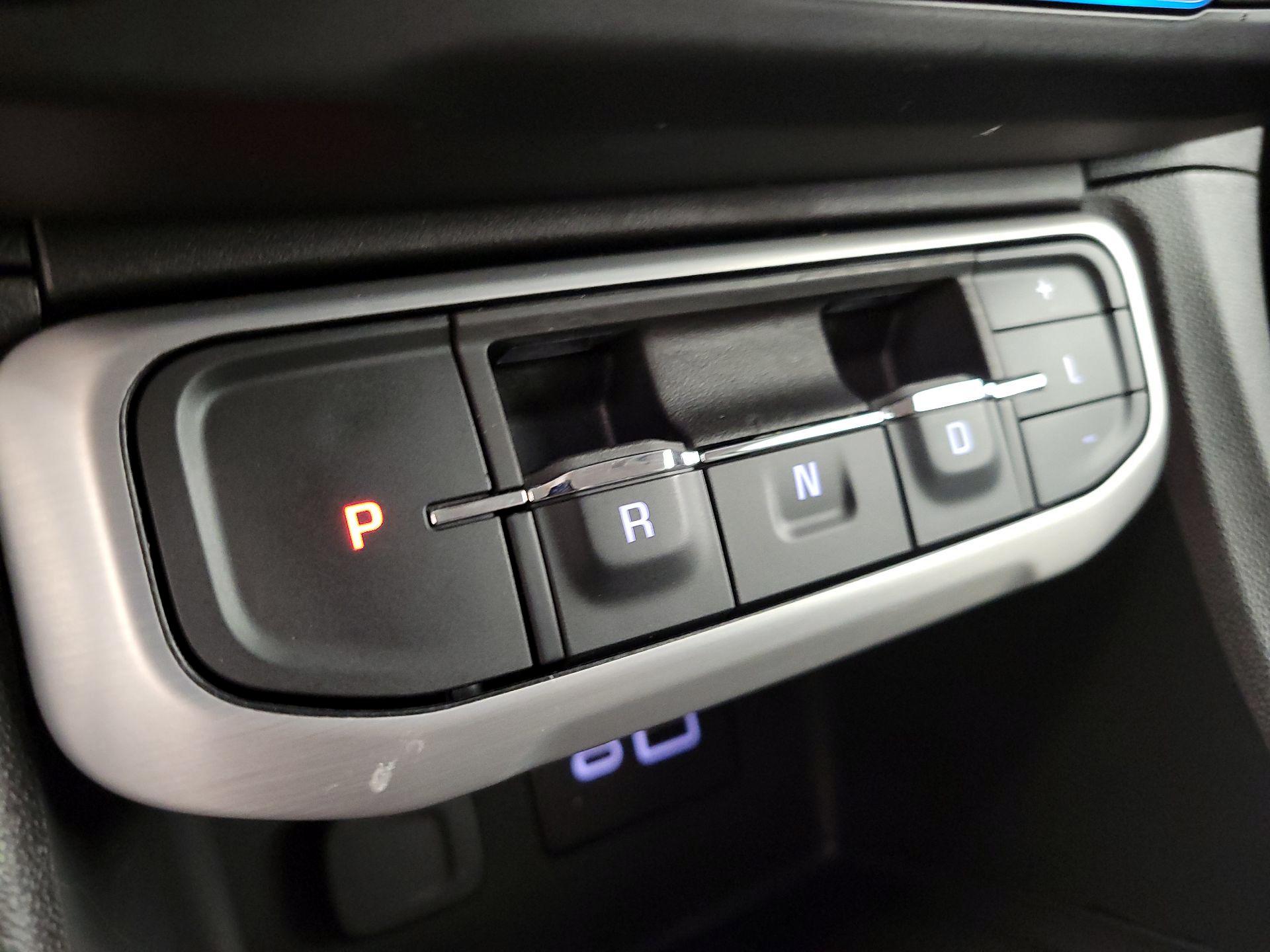 Thumbnail: 2023 GMC Acadia - 17