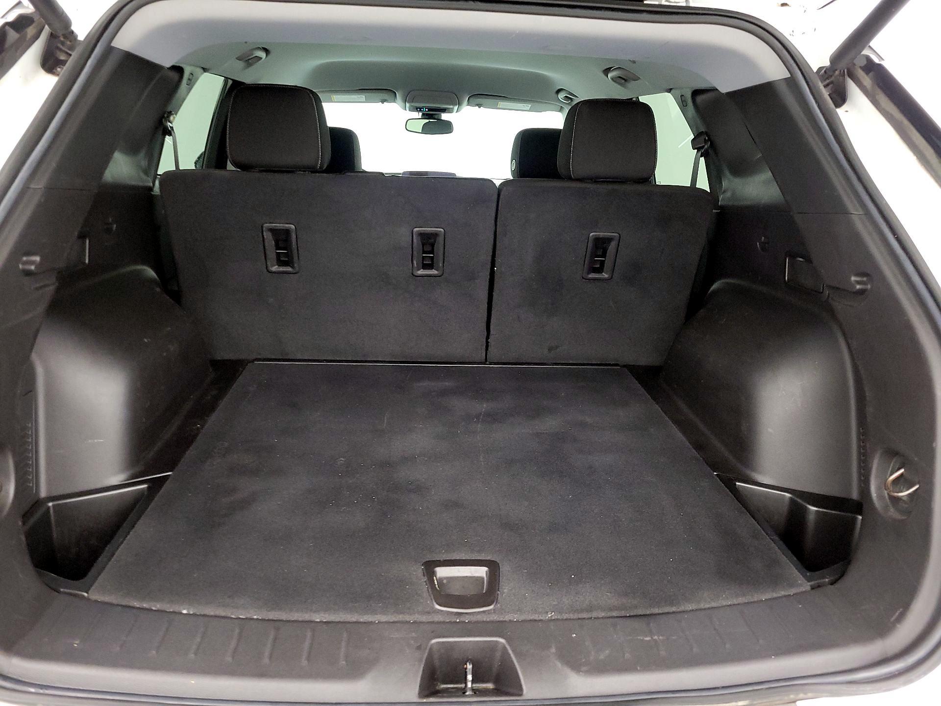 Thumbnail: 2023 Chevrolet Blazer - 20