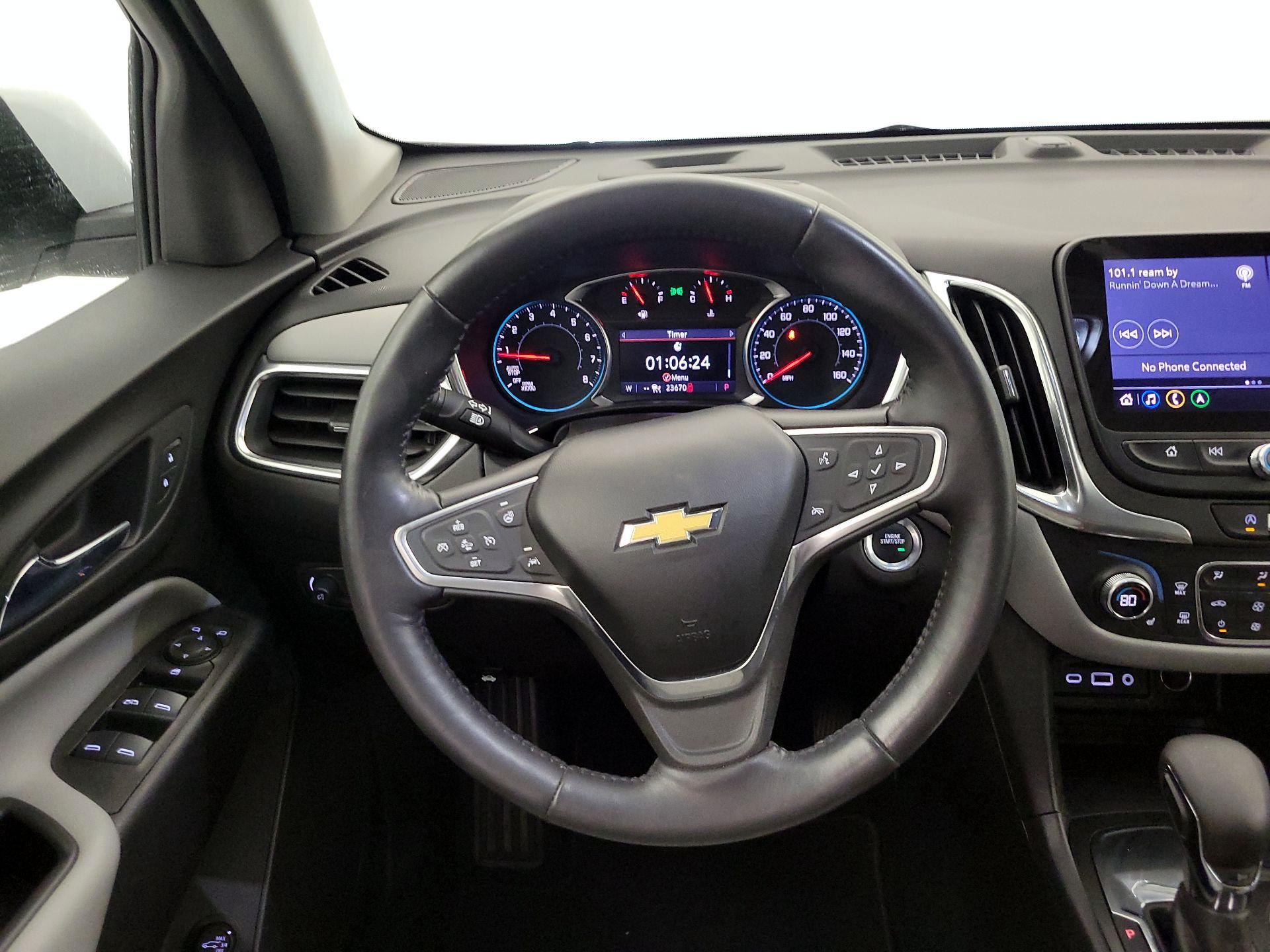 Thumbnail: 2022 Chevrolet Equinox - 10
