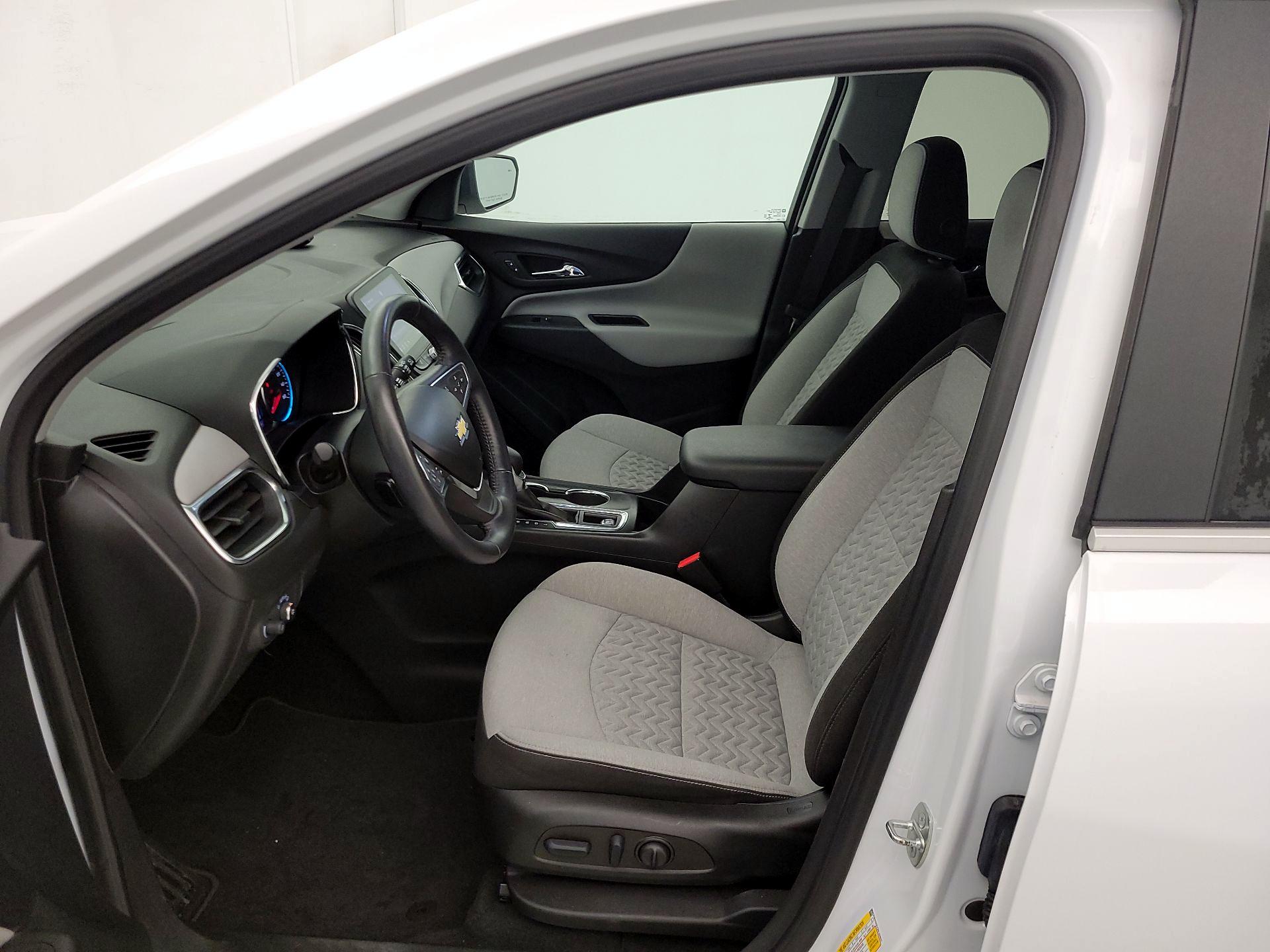 Thumbnail: 2022 Chevrolet Equinox - 11