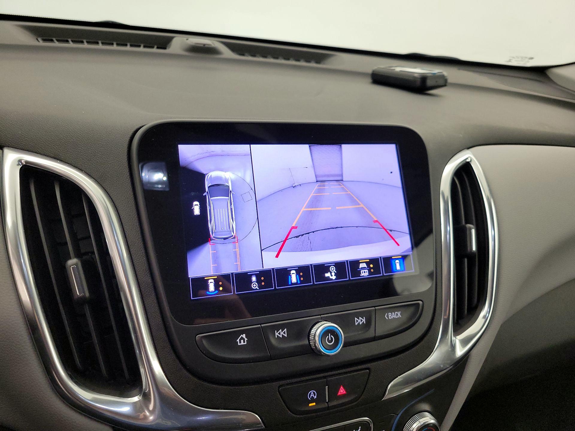 Thumbnail: 2022 Chevrolet Equinox - 14